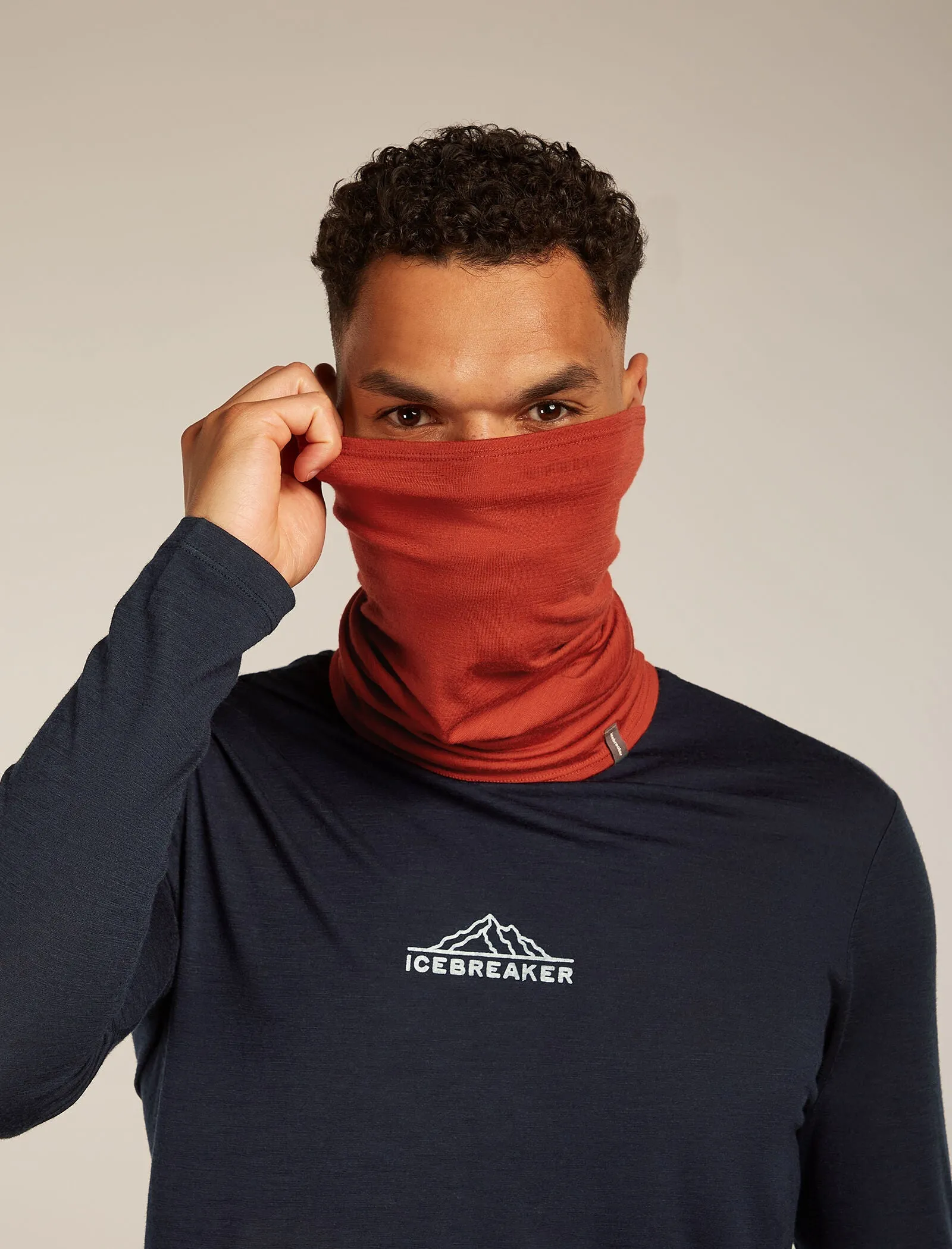 Unisex Merino 200 Flexi Chute sold by Icebreaker product image thumbnail 3