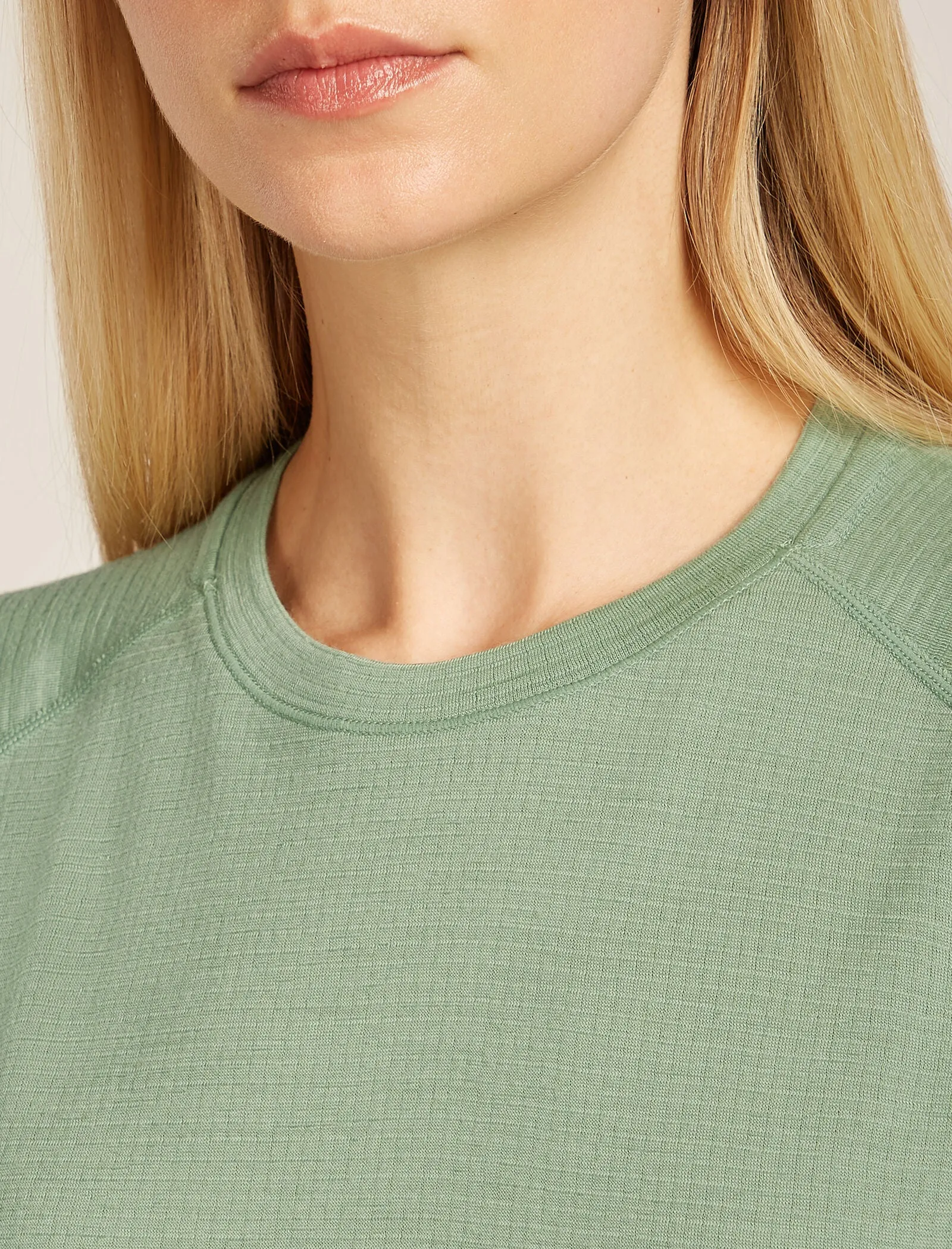Women's Merino 200 Waffle Elevation Short Sleeve T-Shirt sold by Icebreaker product image thumbnail 5