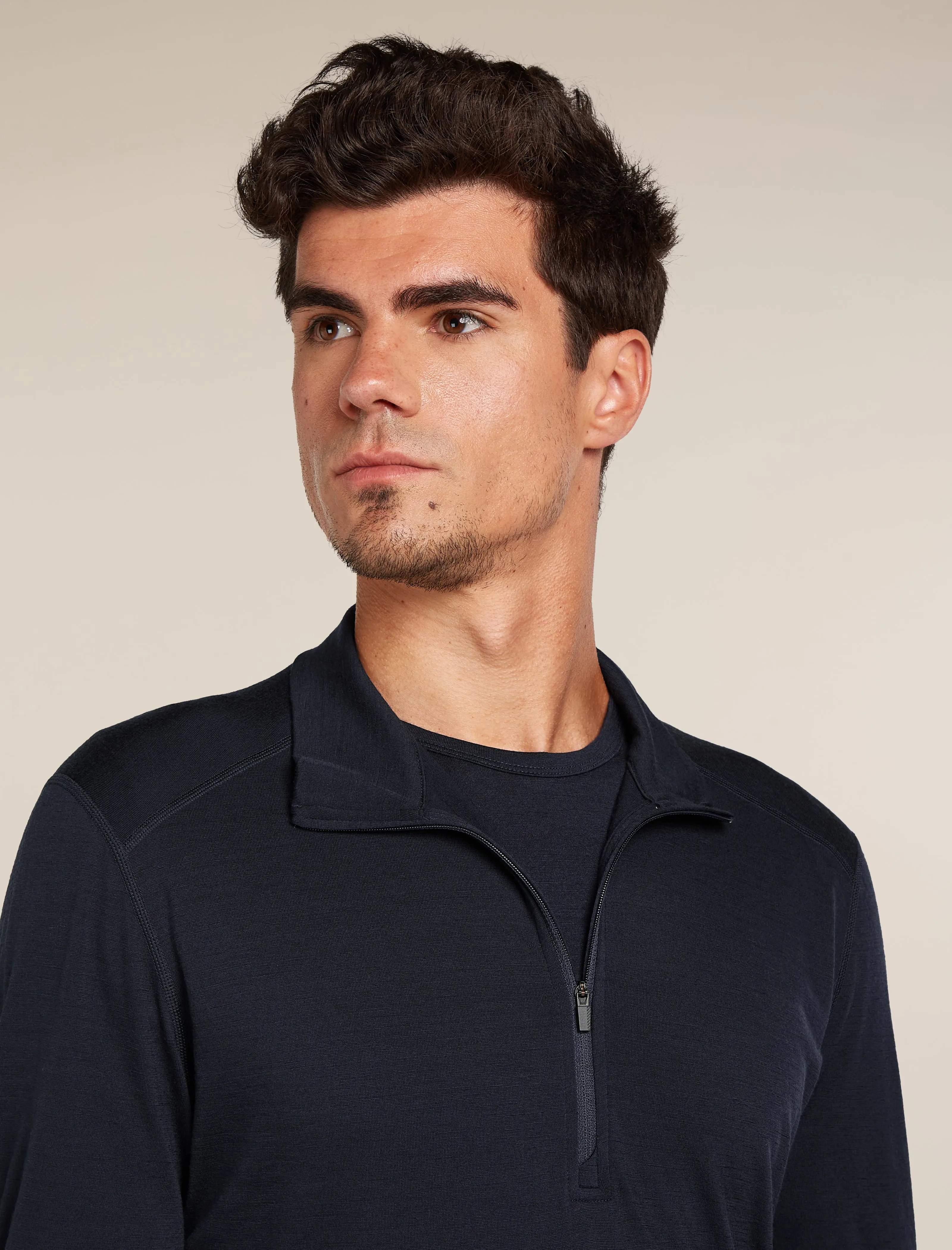 Men's Merino 200 Oasis Long Sleeve Half Zip Thermal Top sold by Icebreaker product image thumbnail 4