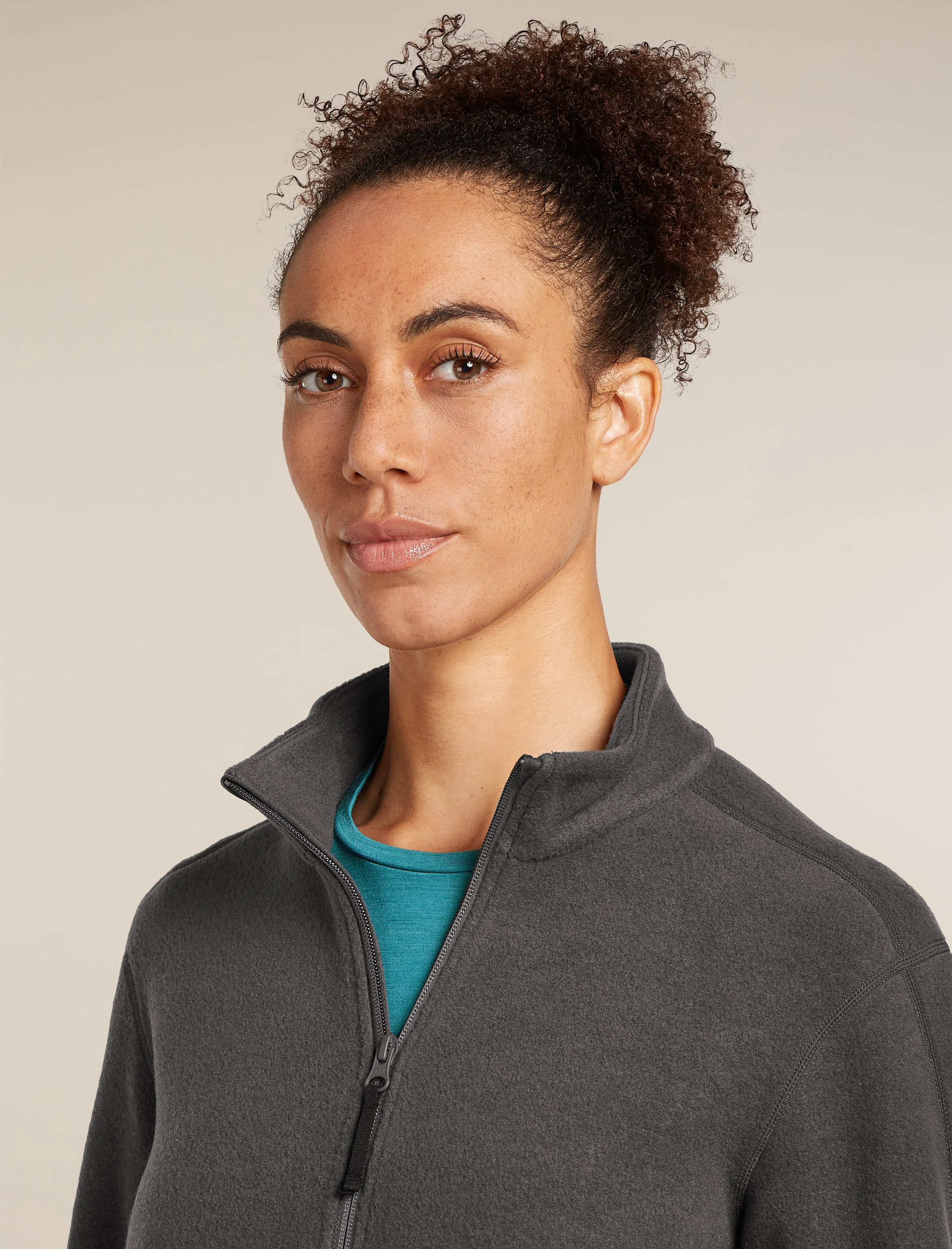 Women's Merino Blend 800 RealFleece™ Classic Pile Long Sleeve Zip Jacket sold by Icebreaker product image thumbnail 5