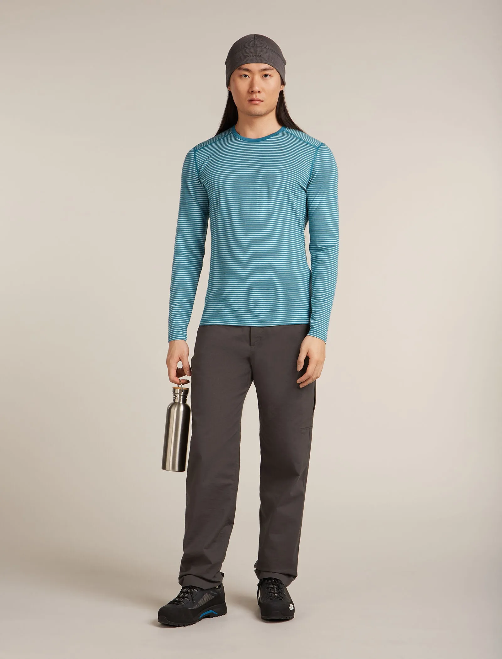 Men's Merino 200 Oasis Long Sleeve Crewe Thermal Top sold by Icebreaker product image thumbnail 4