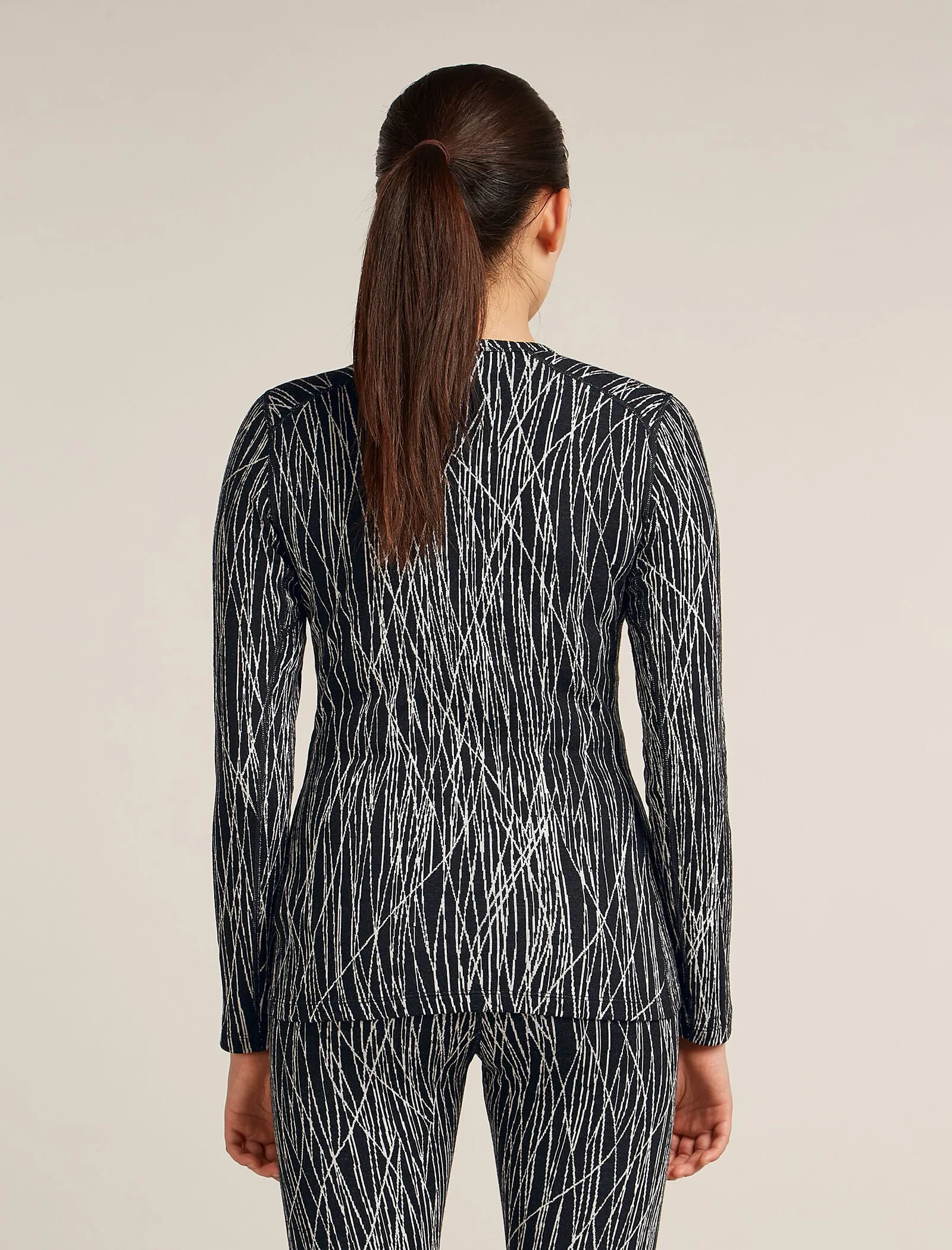 Women's Merino 260 Tech Vertex Long Sleeve Crewe Thermal Top Delta Lines sold by Icebreaker product image thumbnail 2