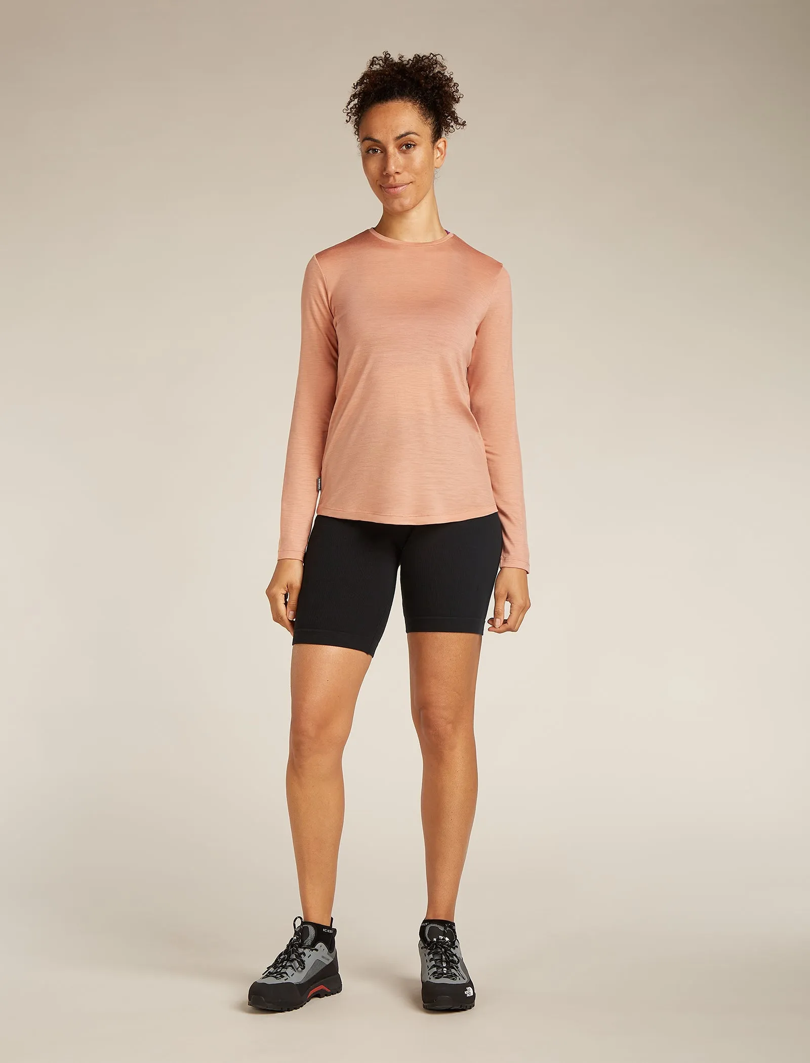 Women's Merino Blend 125 Cool-Lite™ Sphere Long Sleeve T-Shirt sold by Icebreaker product image thumbnail 3