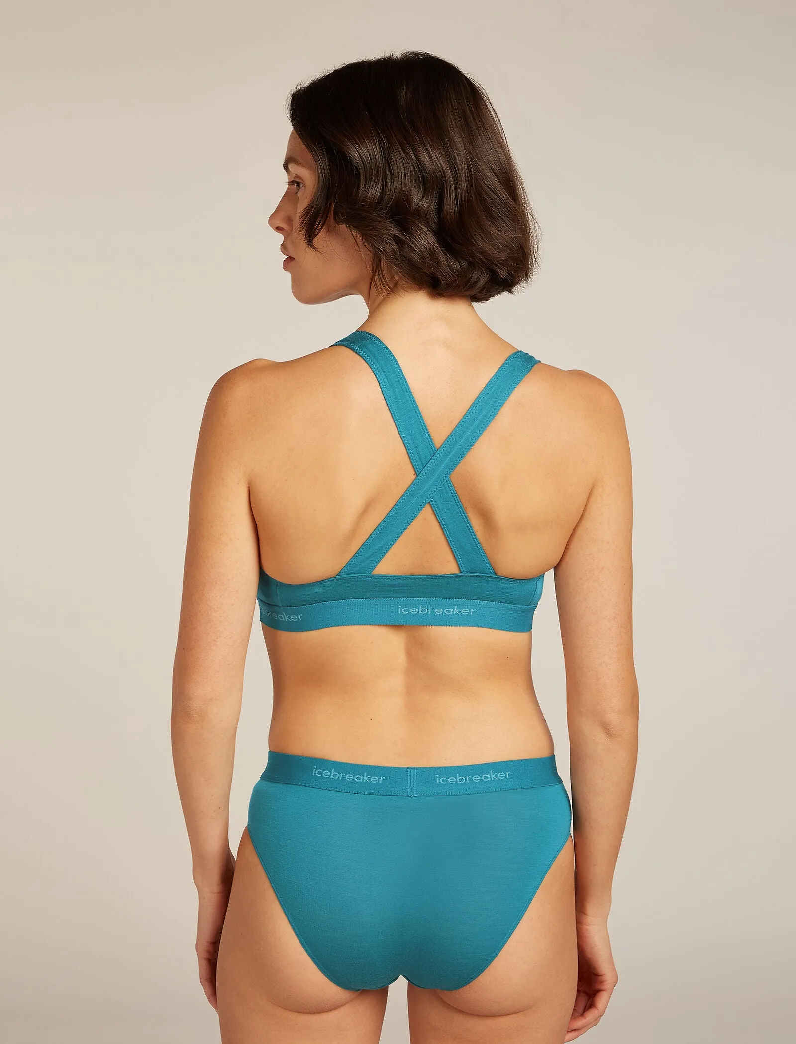 Women's Merino Blend 125 Cool-Lite™ Sprite Racerback Bra sold by Icebreaker product image thumbnail 2