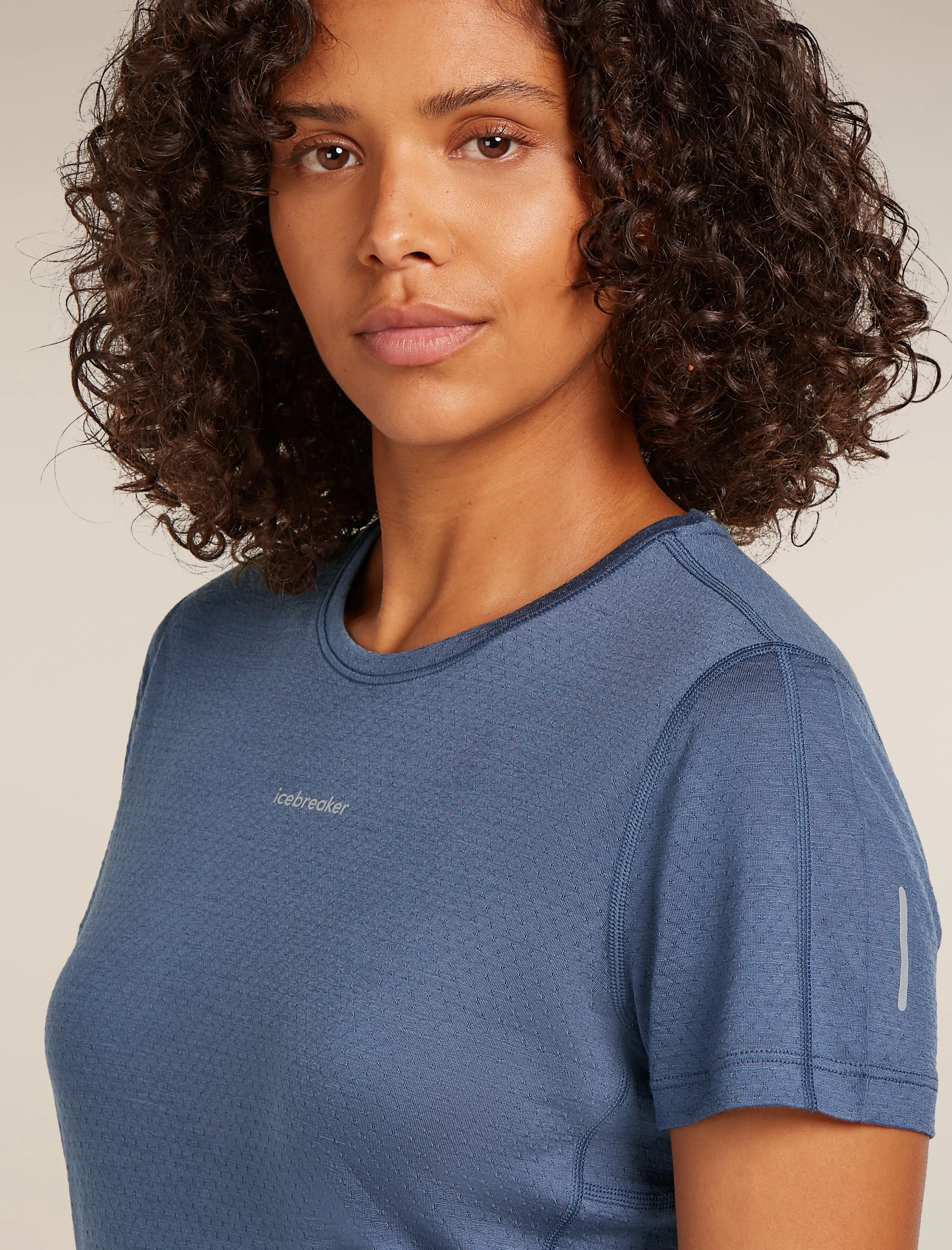 Women's Merino Blend 125 Cool-Lite™ Speed Short Sleeve T-Shirt sold by Icebreaker product image thumbnail 5