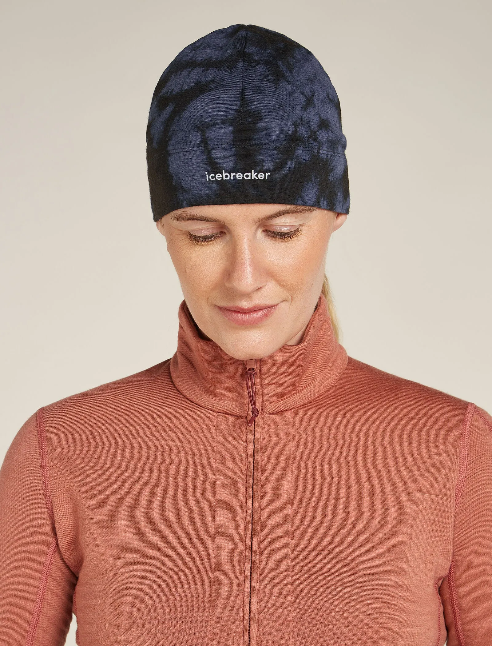 Unisex Merino 200 Oasis Beanie Cloud Dye sold by Icebreaker product image thumbnail 2