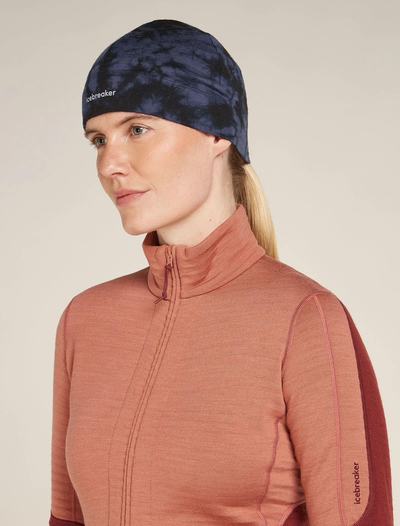 Unisex Merino 200 Oasis Beanie Cloud Dye sold by Icebreaker product image thumbnail 4