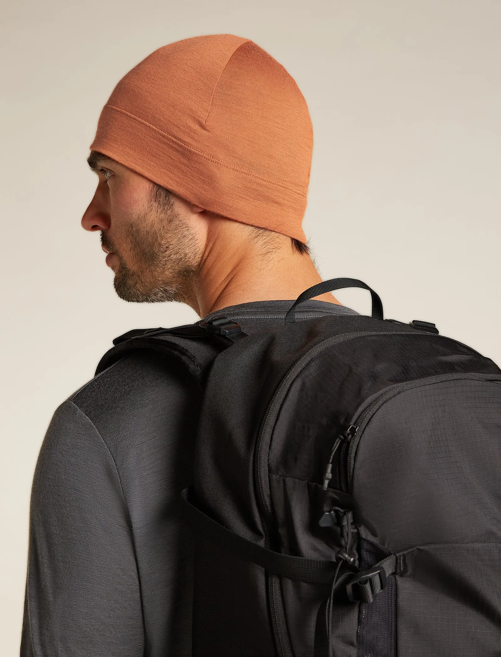 Unisex Merino 200 Oasis Beanie sold by Icebreaker product image thumbnail 2