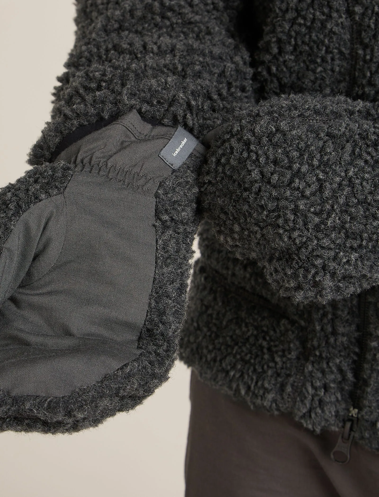 Unisex Merino Blend 960 RealFleece™ High Pile Mittens sold by Icebreaker product image thumbnail 4