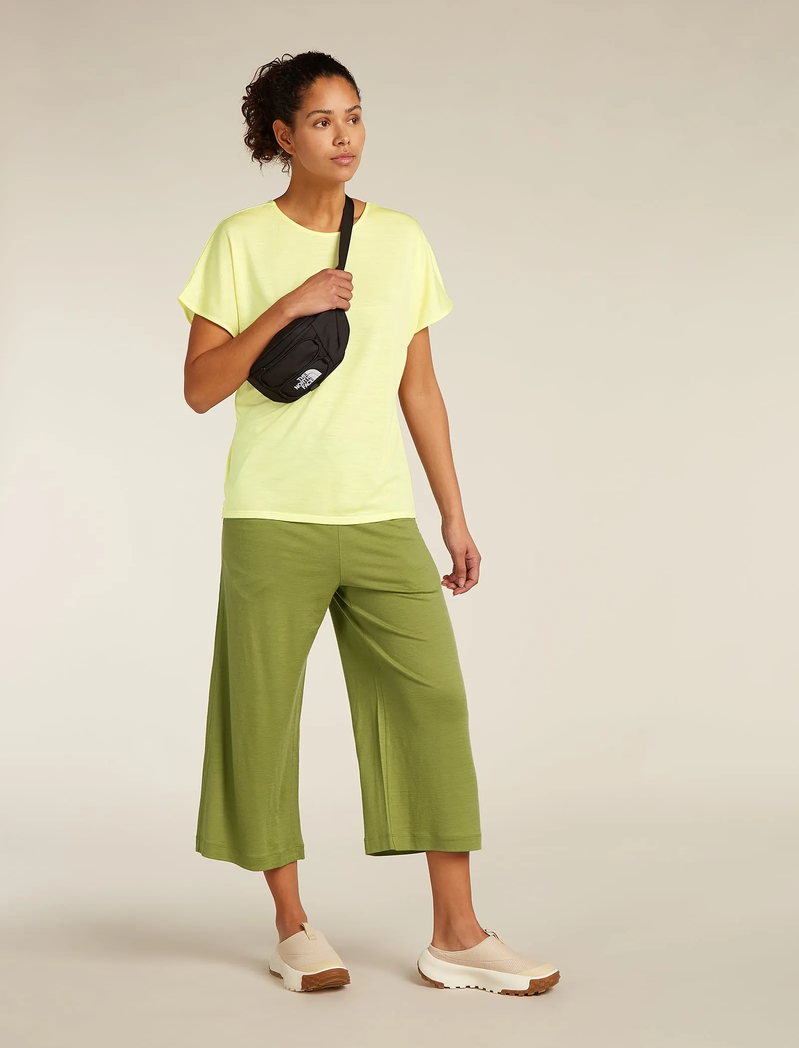 Women's Merino Blend Drayden Reversible Top sold by Icebreaker product image thumbnail 4