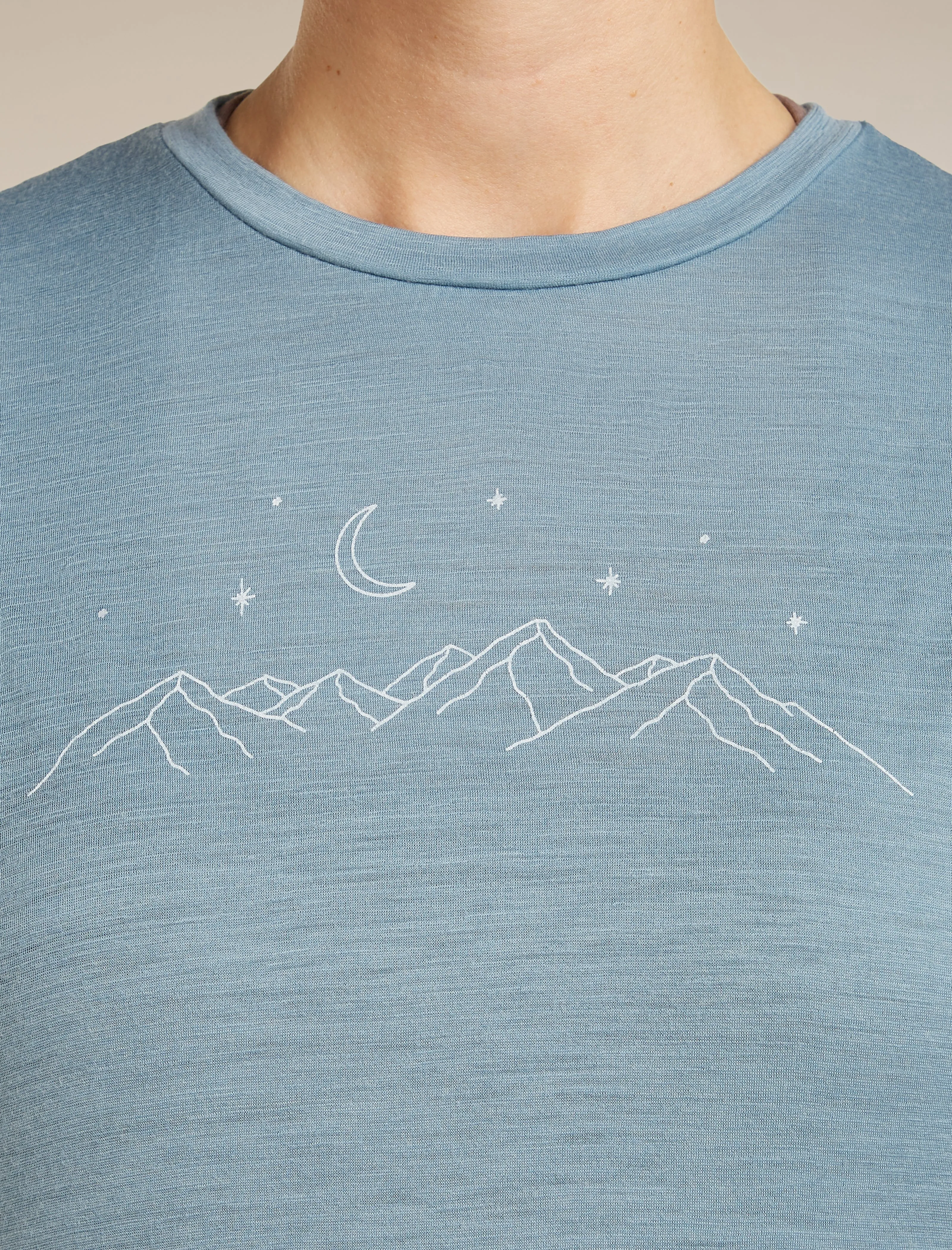 Women's Merino 150 Tech Lite Short Sleeve Tee Sparkling Stars sold by Icebreaker product image thumbnail 5