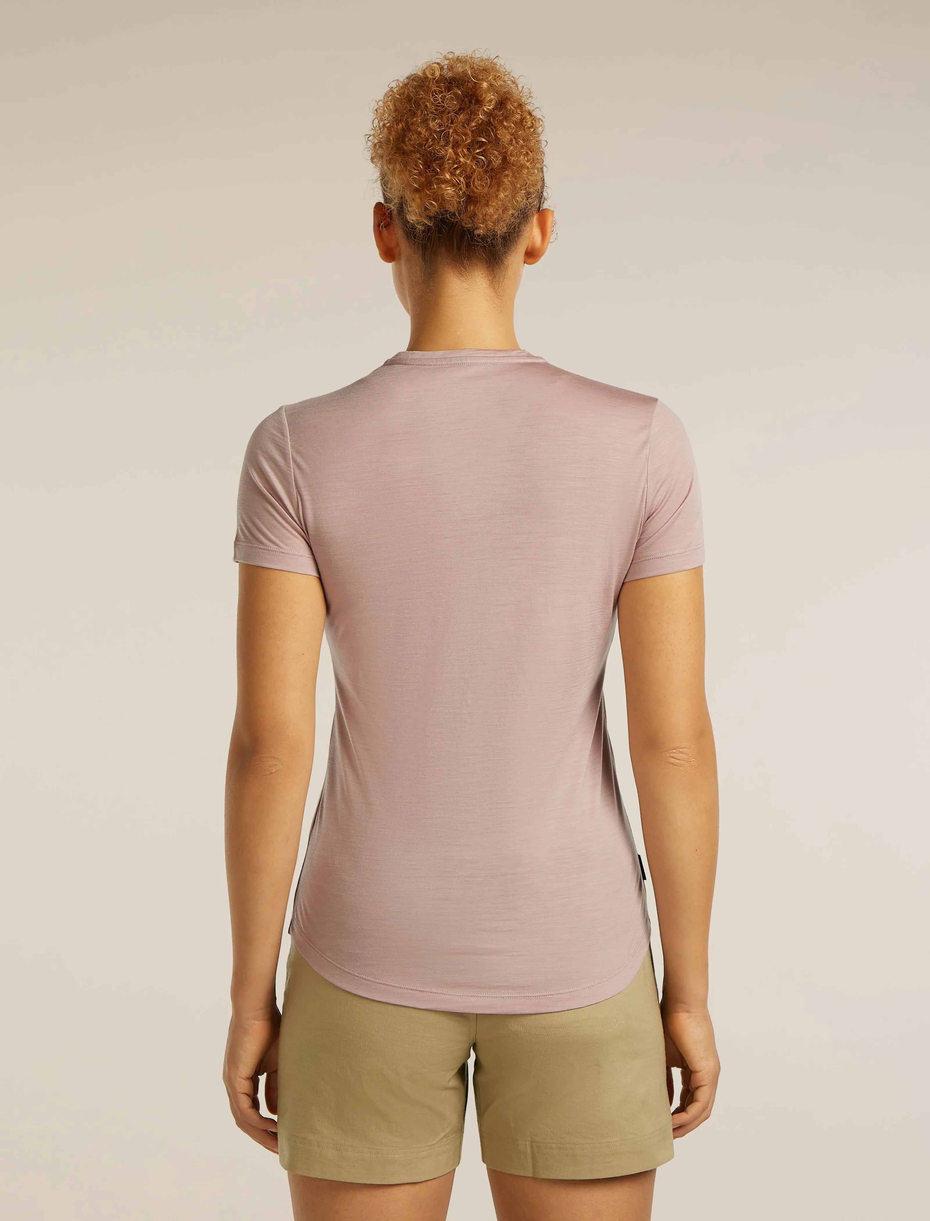 Women's Merino Blend 125 Cool-Lite™ Sphere Short Sleeve T-Shirt Across the Peaks sold by Icebreaker product image thumbnail 2