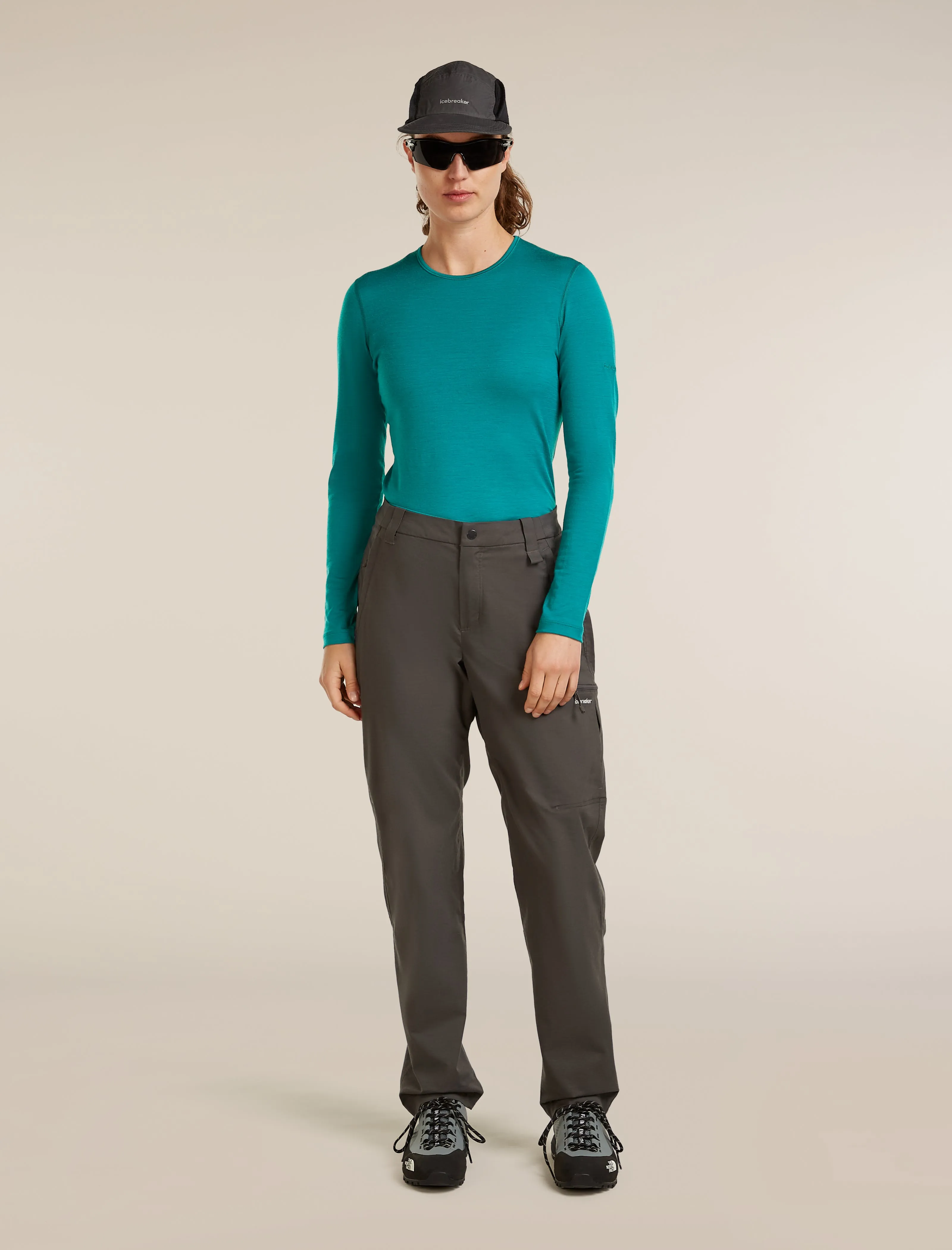 Women's Merino 200 Oasis Long Sleeve Crewe sold by Icebreaker product image thumbnail 4