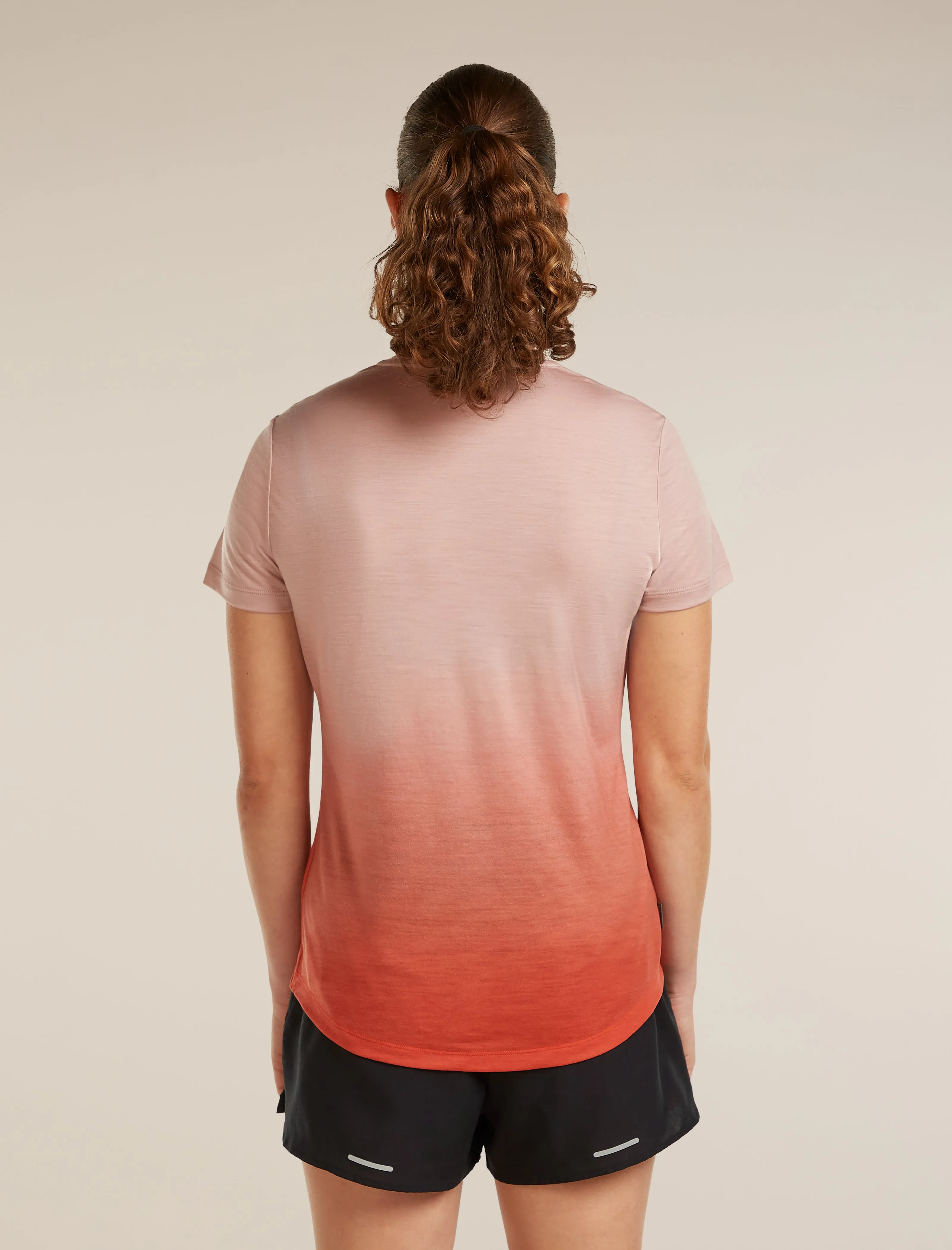 Women's Merino Blend 125 Cool-Lite™ Sphere Short Sleeve Tee Alta sold by Icebreaker product image thumbnail 2