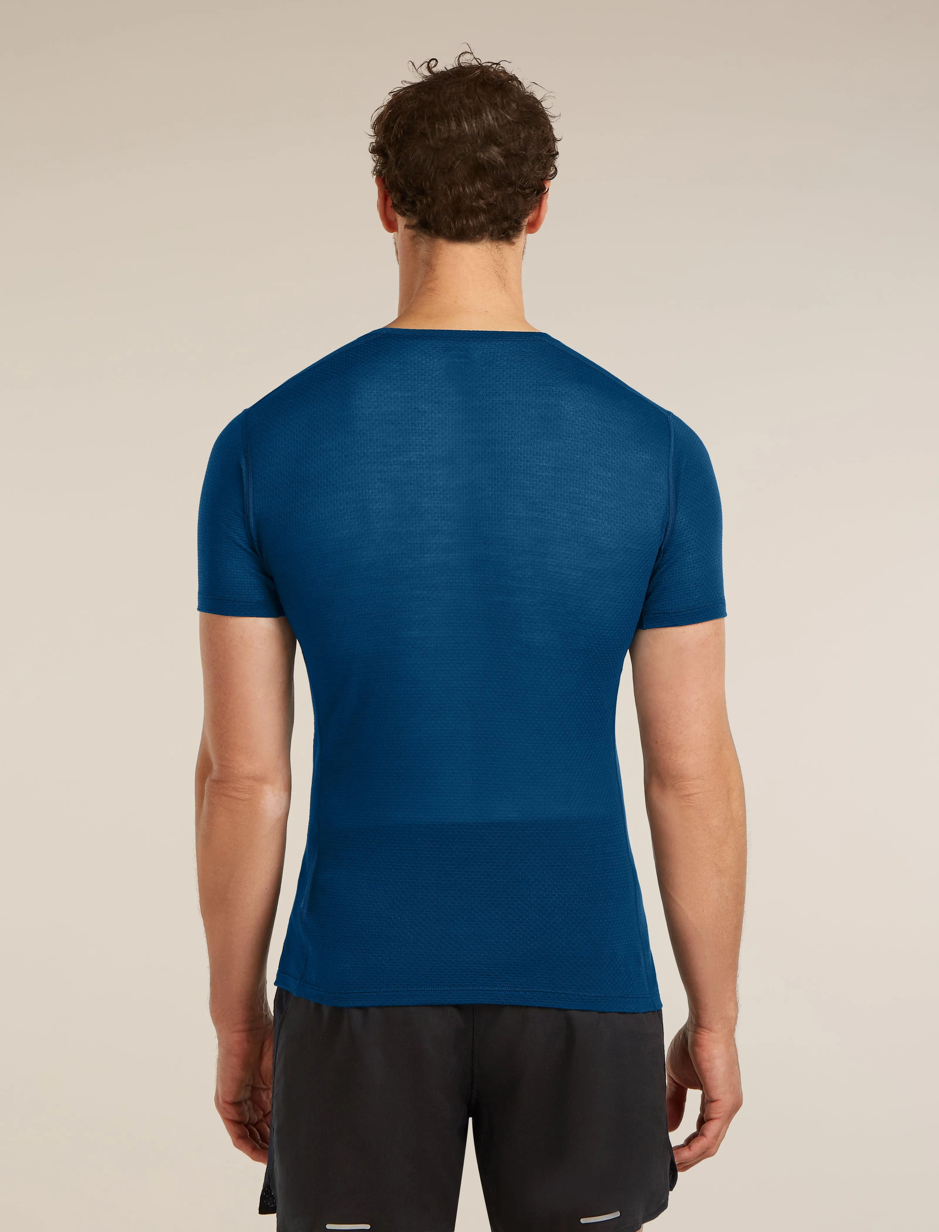 Men's Merino Blend 75 Cool-Lite™ Featherlight™ Short Sleeve Crewe sold by Icebreaker product image thumbnail 2