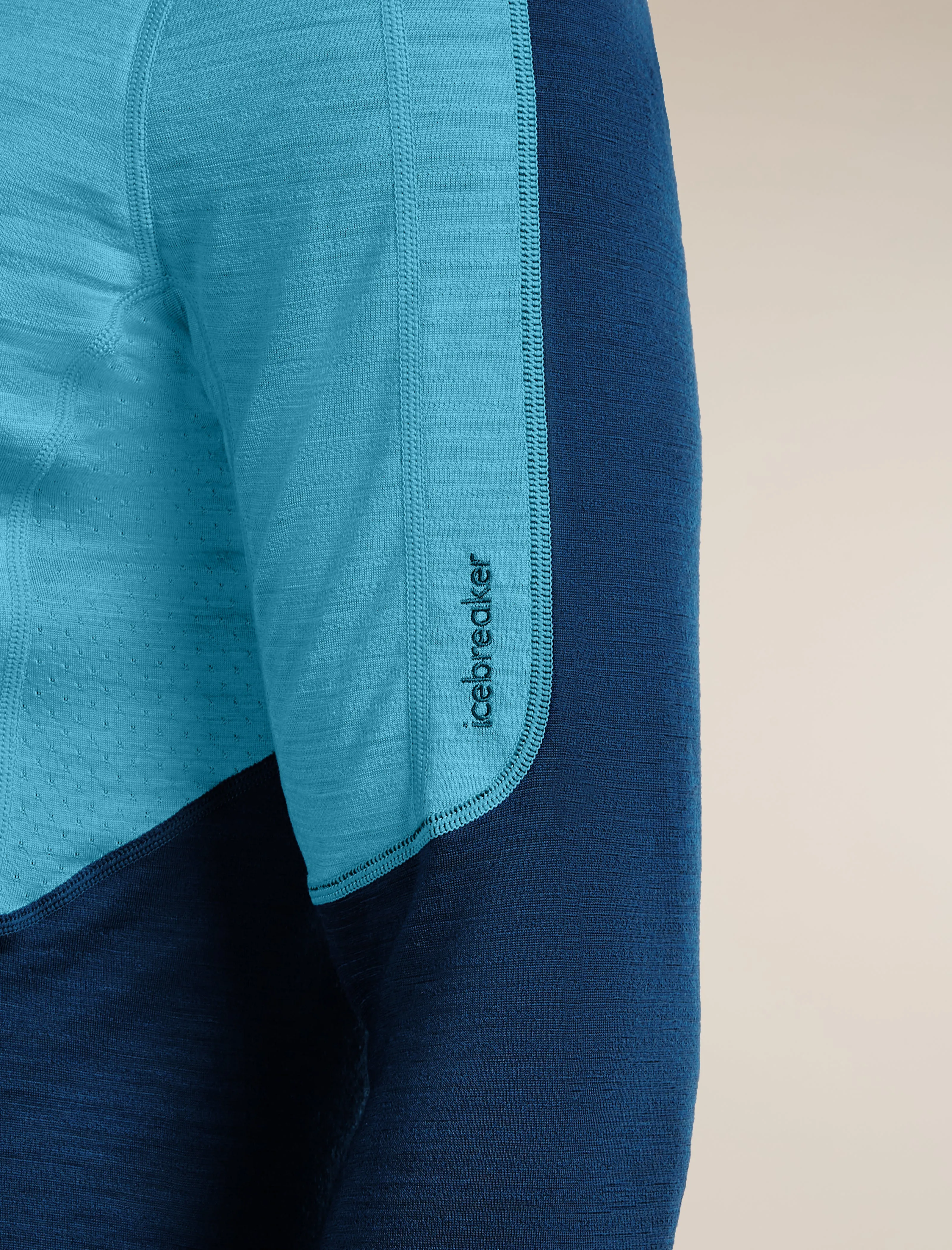 Men's Merino Blend 200 RealFleece™ Descender Long Sleeve Half Zip sold by Icebreaker product image thumbnail 5