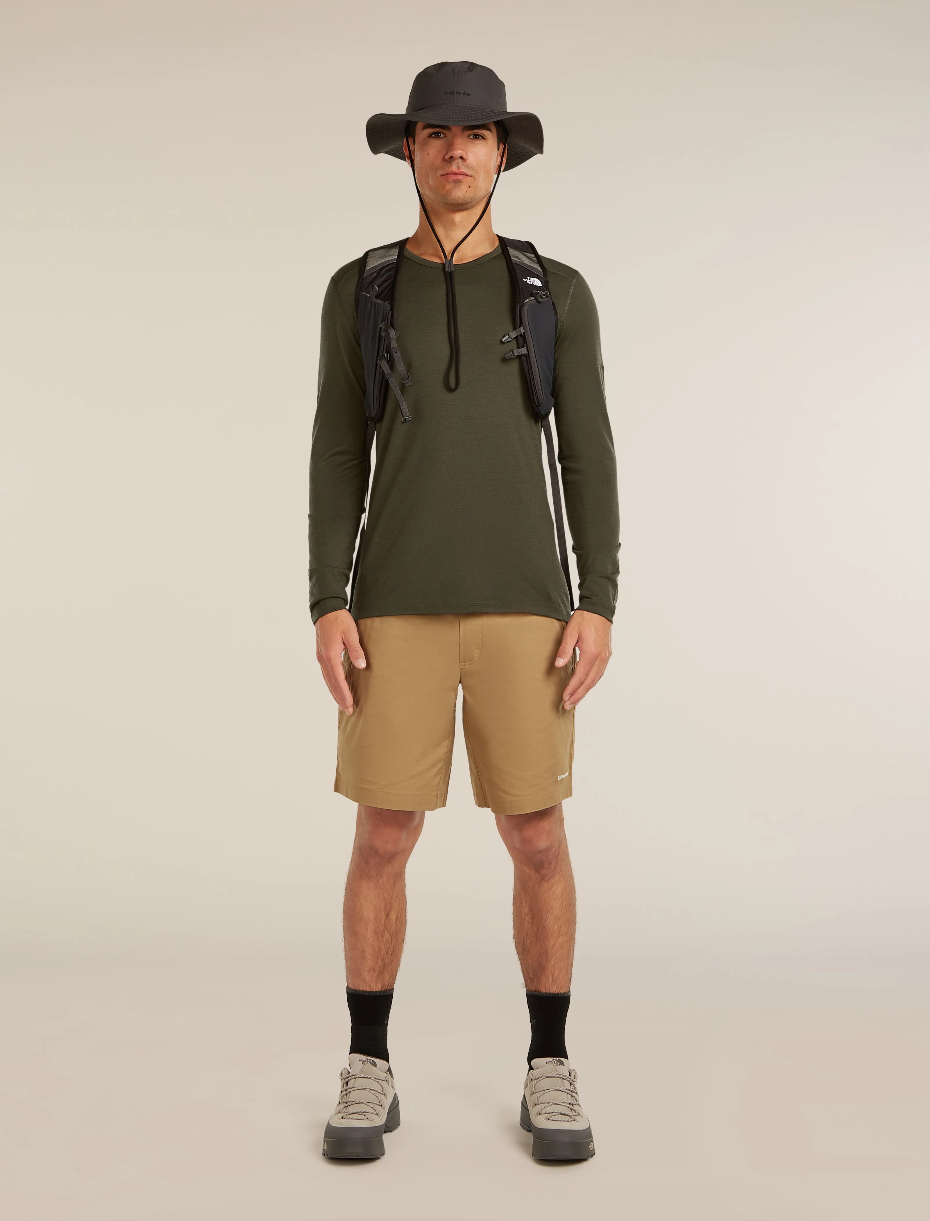 Men's Merino 200 Oasis Long Sleeve Crewe sold by Icebreaker product image thumbnail 4