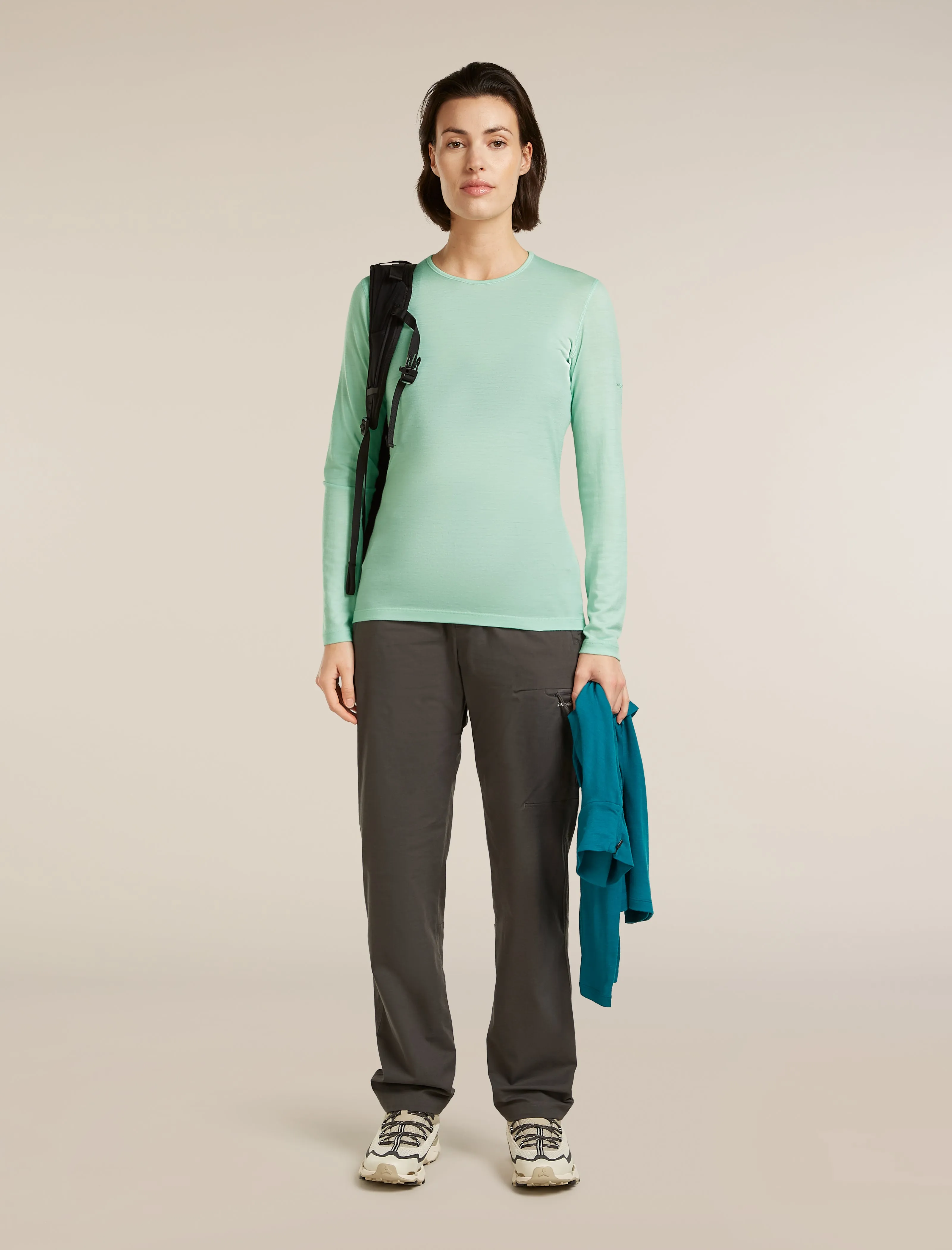 Women's Merino 200 Oasis Long Sleeve Crewe sold by Icebreaker product image thumbnail 4