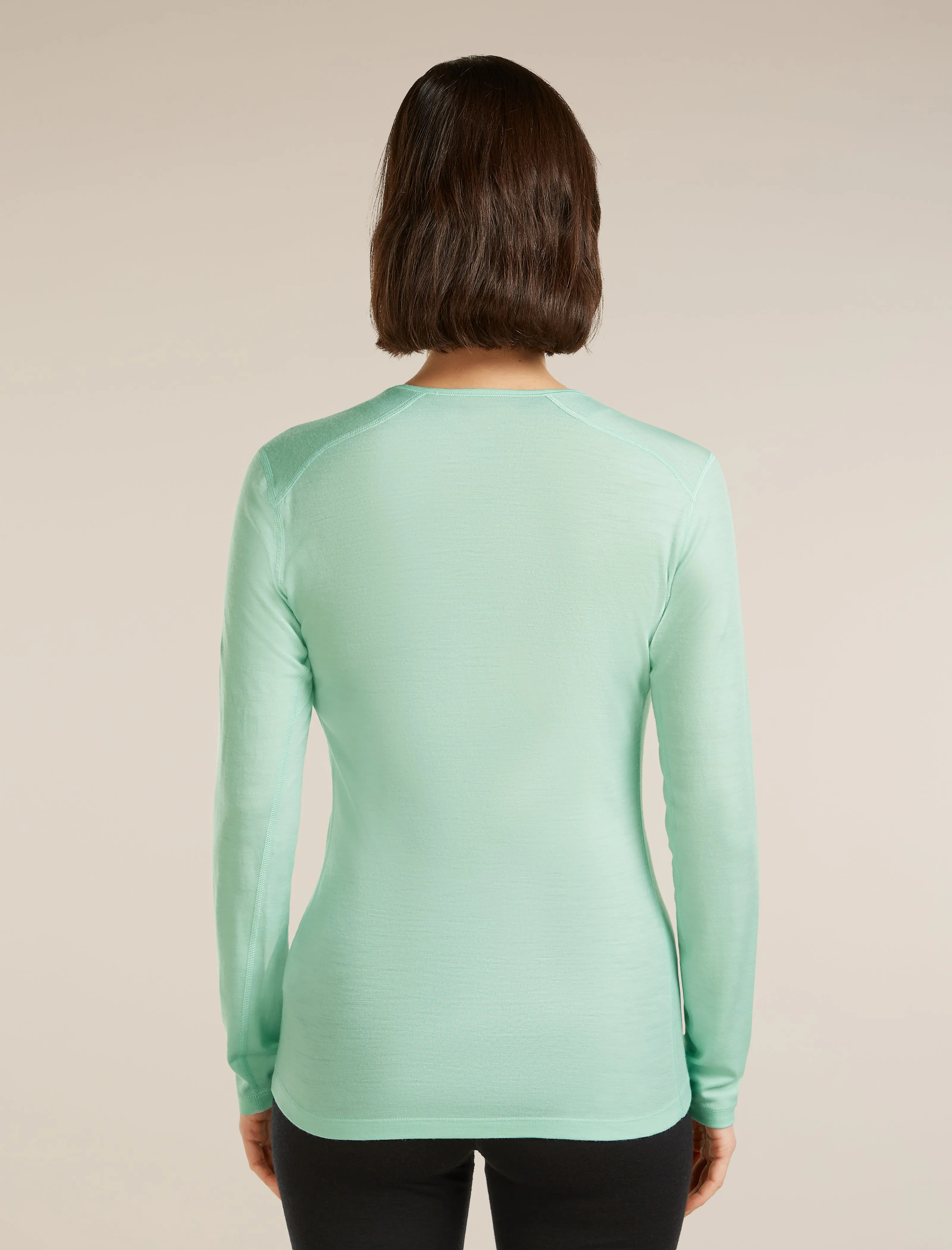 Women's Merino 200 Oasis Long Sleeve Crewe sold by Icebreaker product image thumbnail 2