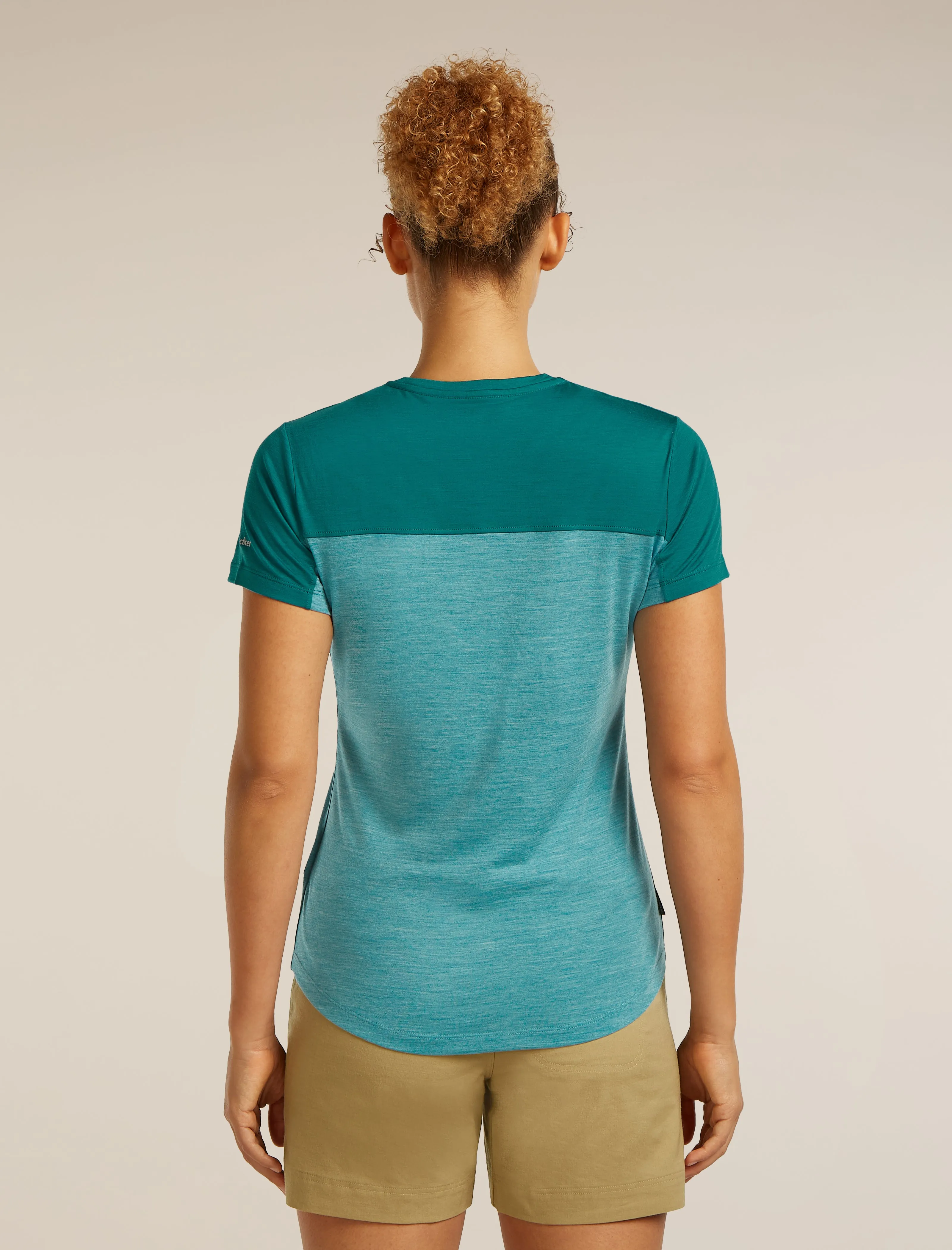 Women's Merino Blend 125 Cool-Lite™ Sphere Short Sleeve Tee Colour Block sold by Icebreaker product image thumbnail 2