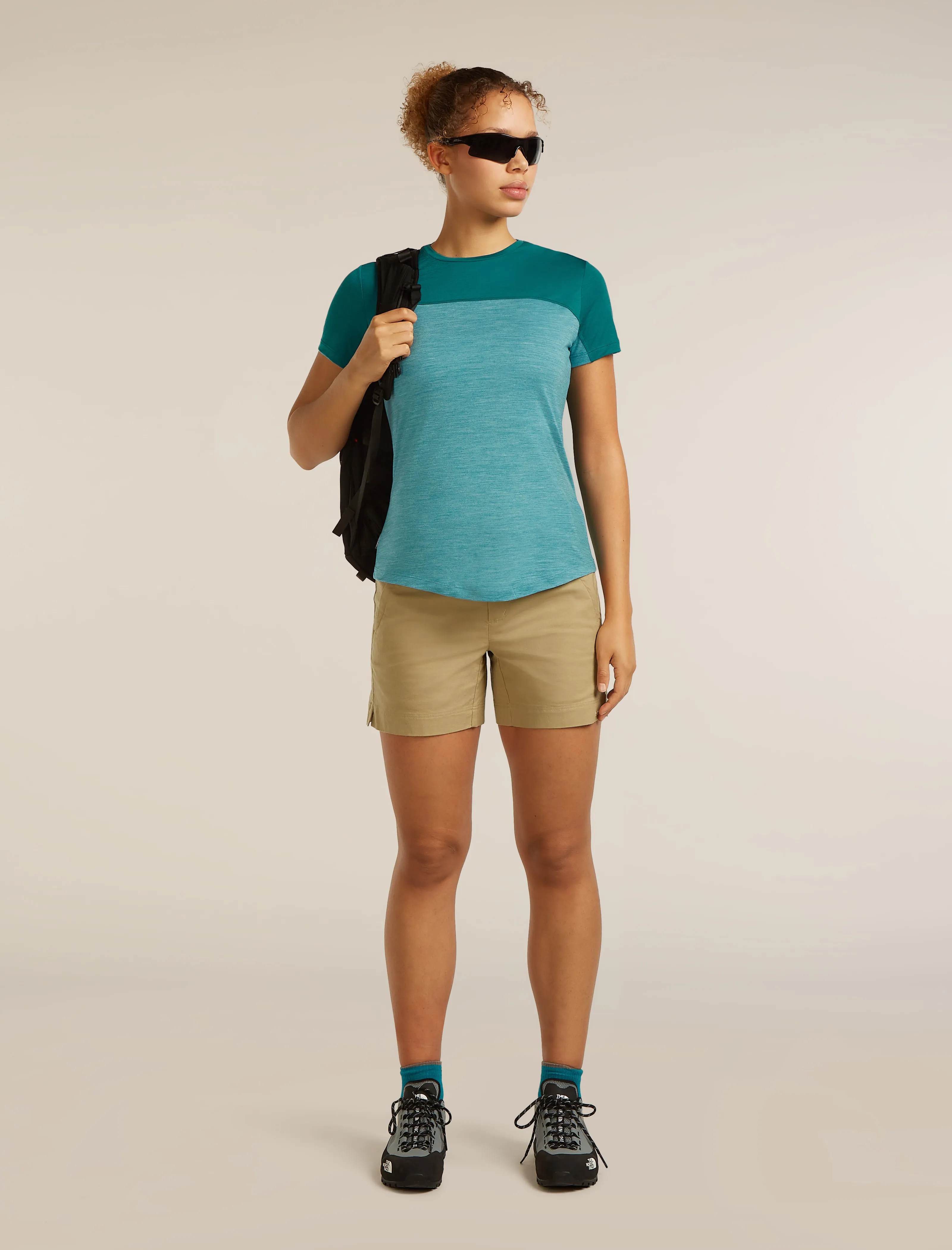 Women's Merino Blend 125 Cool-Lite™ Sphere Short Sleeve Tee Colour Block sold by Icebreaker product image thumbnail 4