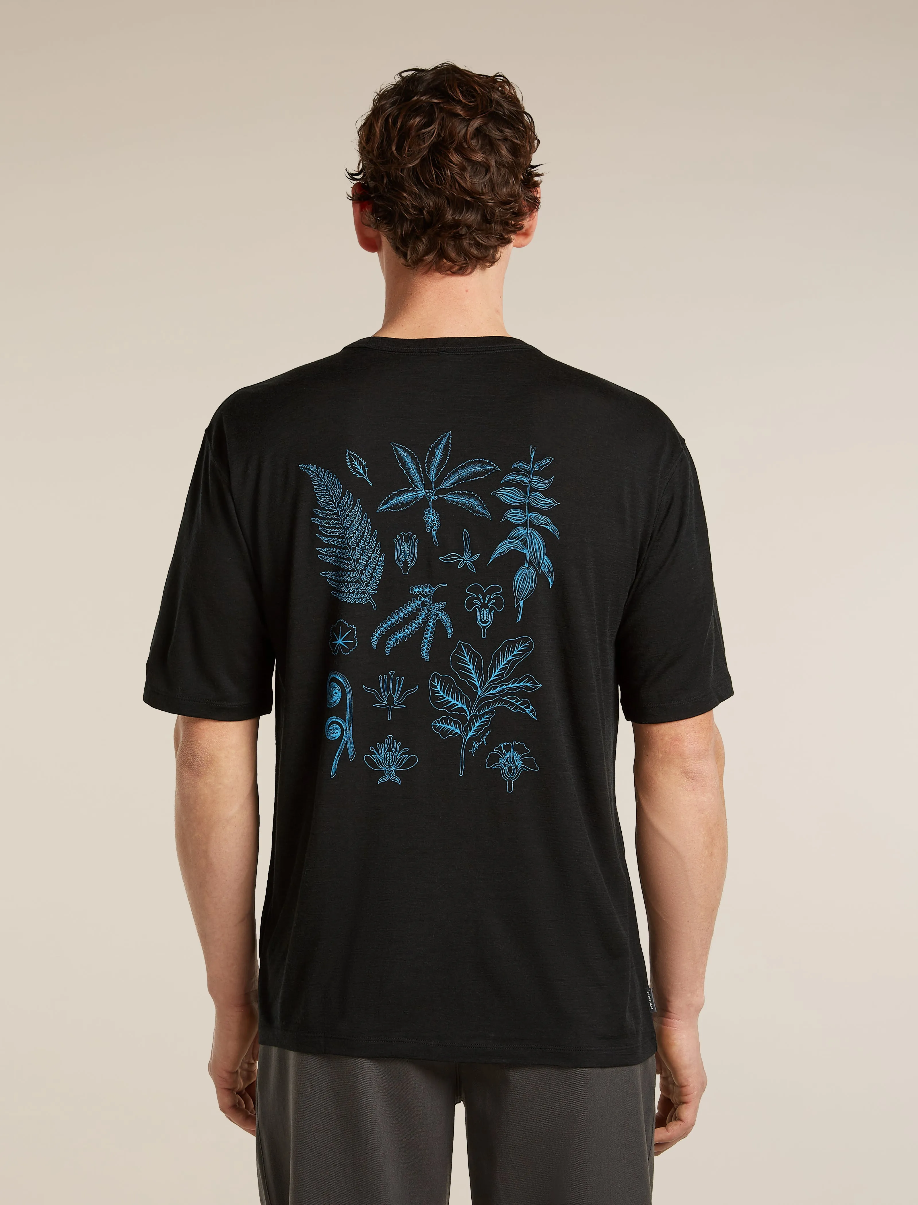 Men's Merino 150 Tech Lite Short Sleeve Relaxed Tee Fern Study sold by Icebreaker