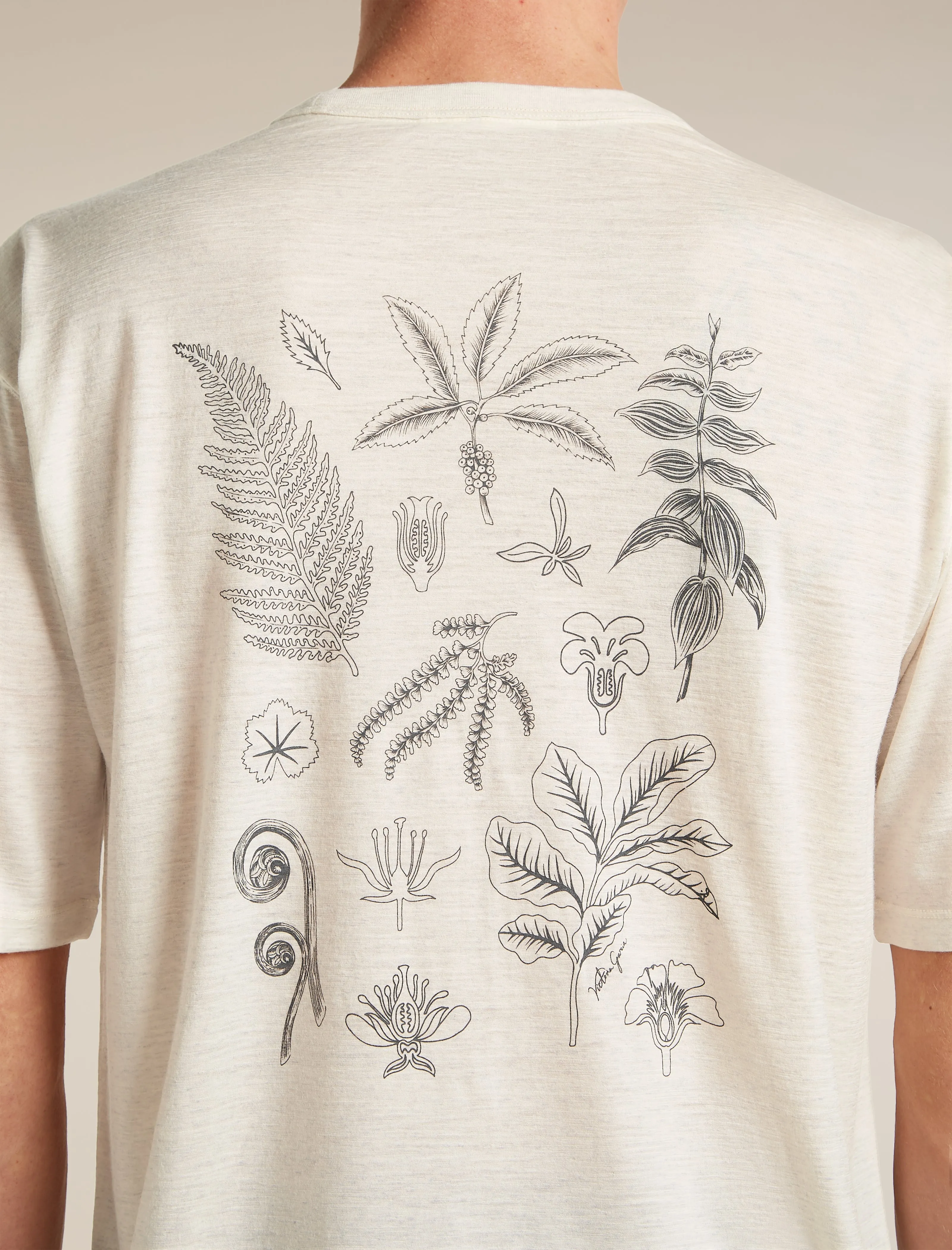 Men's Merino 150 Tech Lite Short Sleeve Relaxed Tee Fern Study sold by Icebreaker product image thumbnail 5