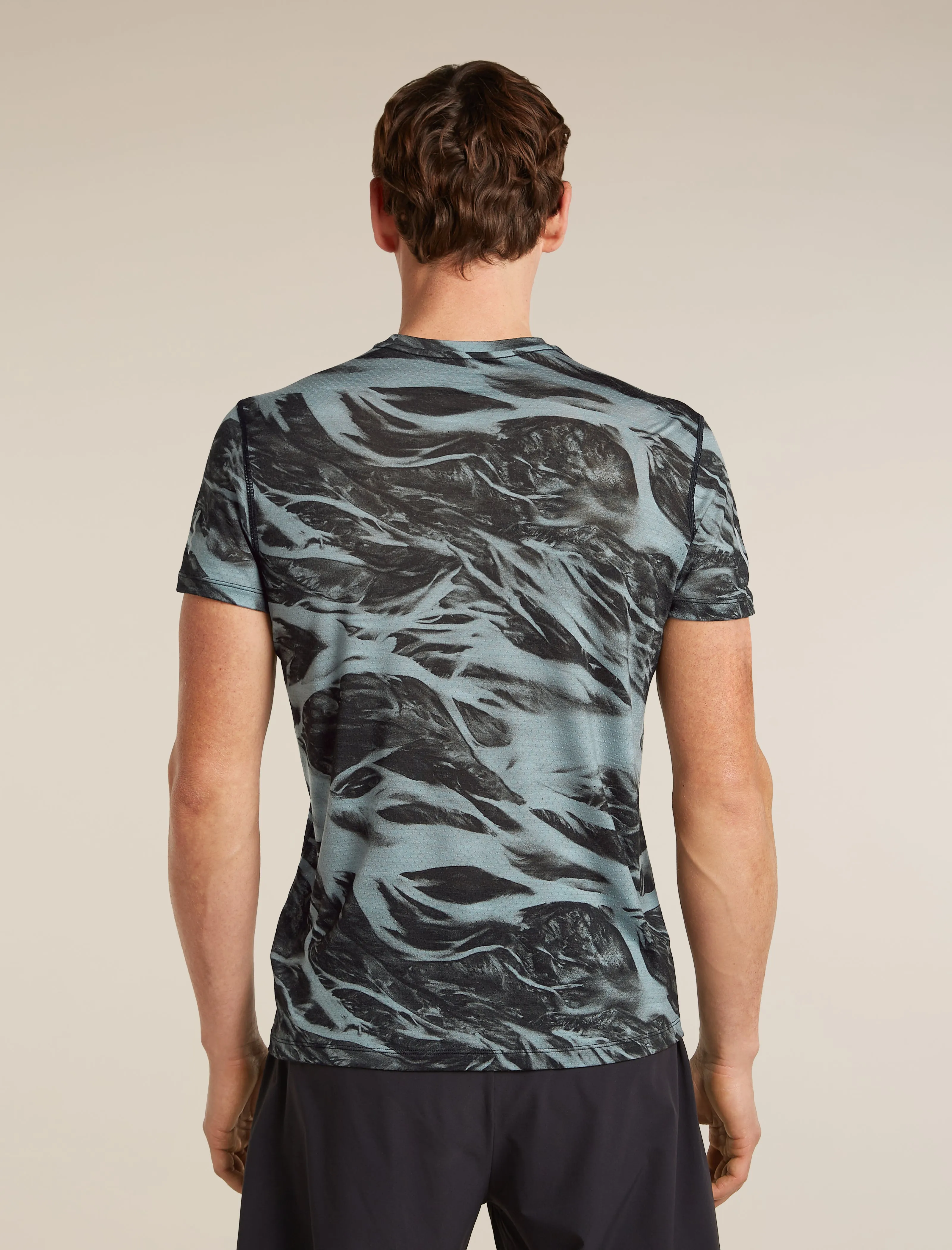Men's Merino Blend 125 Cool-Lite™ Speed Short Sleeve Tee Motion AOP sold by Icebreaker product image thumbnail 2