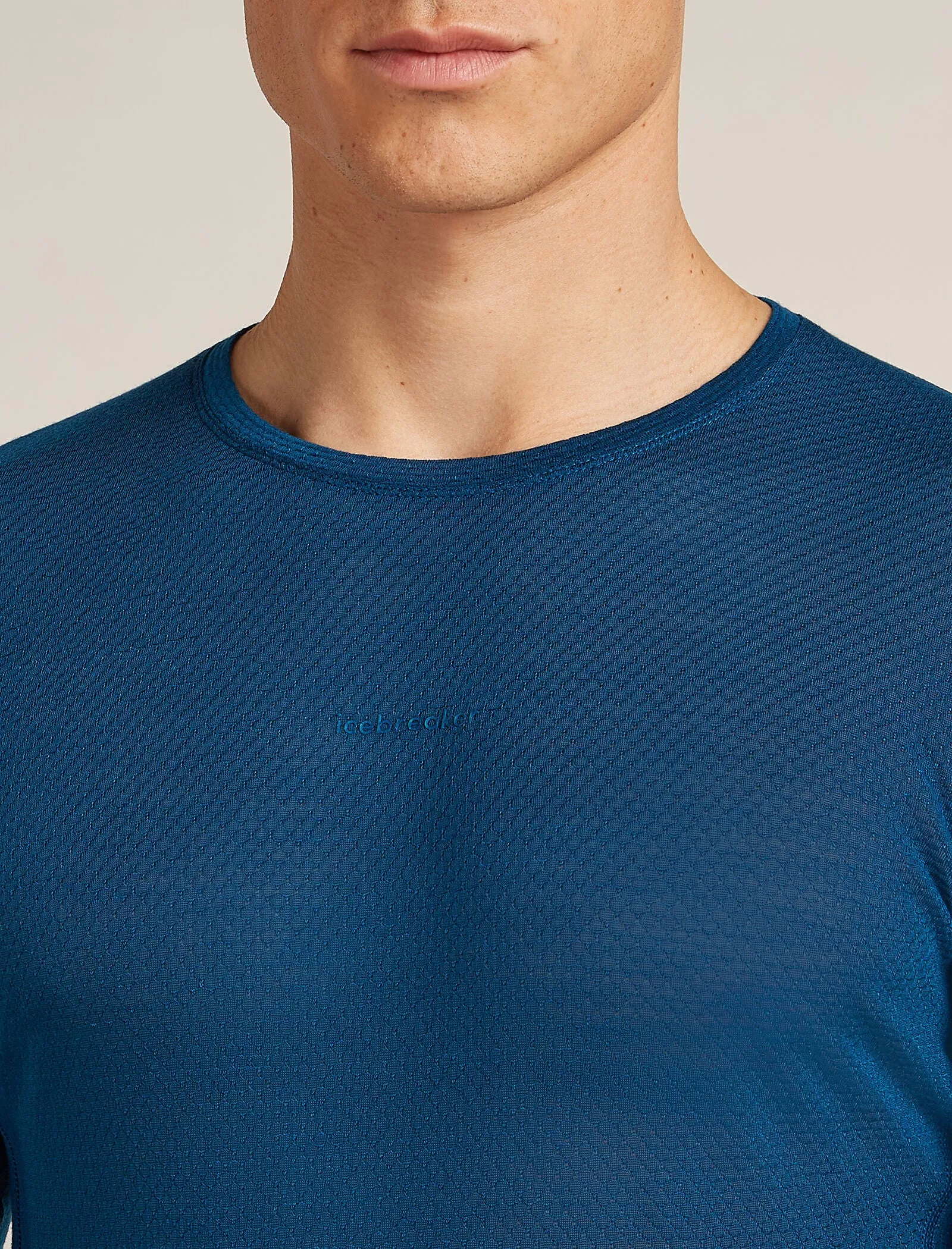 Merino Blend 75 Cool-Lite™ Featherlight™ Long Sleeve Crewe Thermal Top sold by Icebreaker product image thumbnail 5