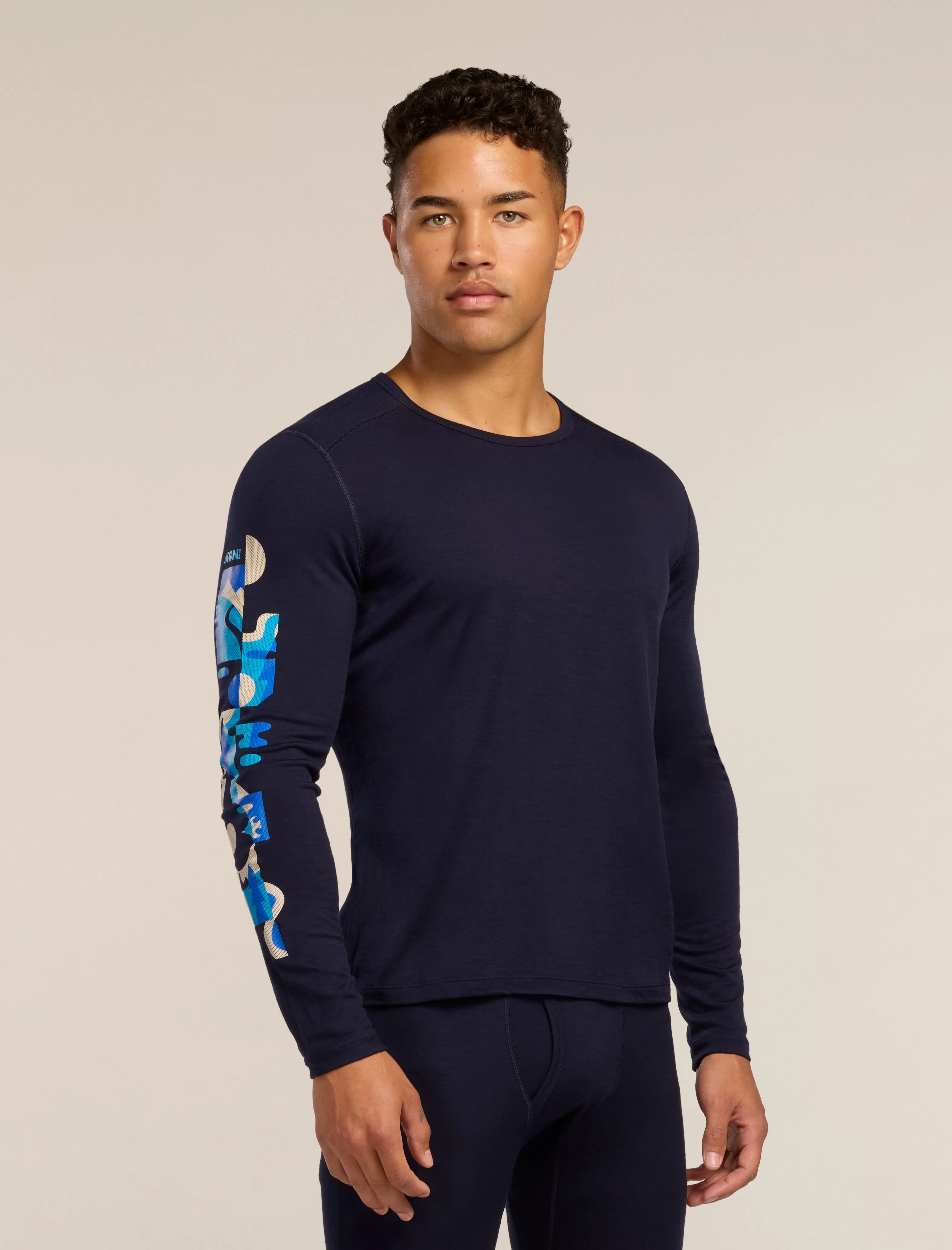 Men's Merino 200 Oasis Long Sleeve Crewe Ikon Pass sold by Icebreaker