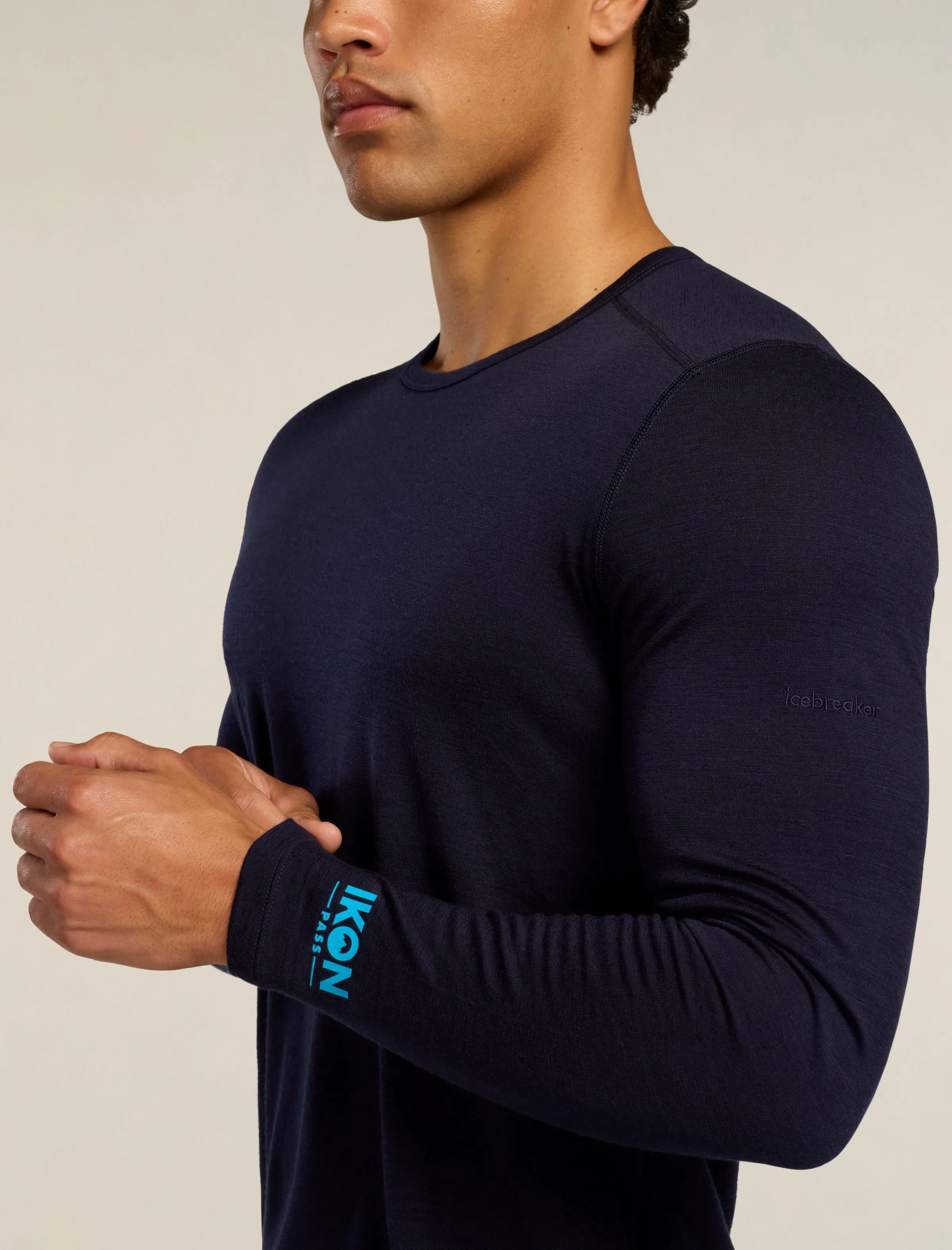 Men's Merino 200 Oasis Long Sleeve Crewe Ikon Pass sold by Icebreaker product image thumbnail 4