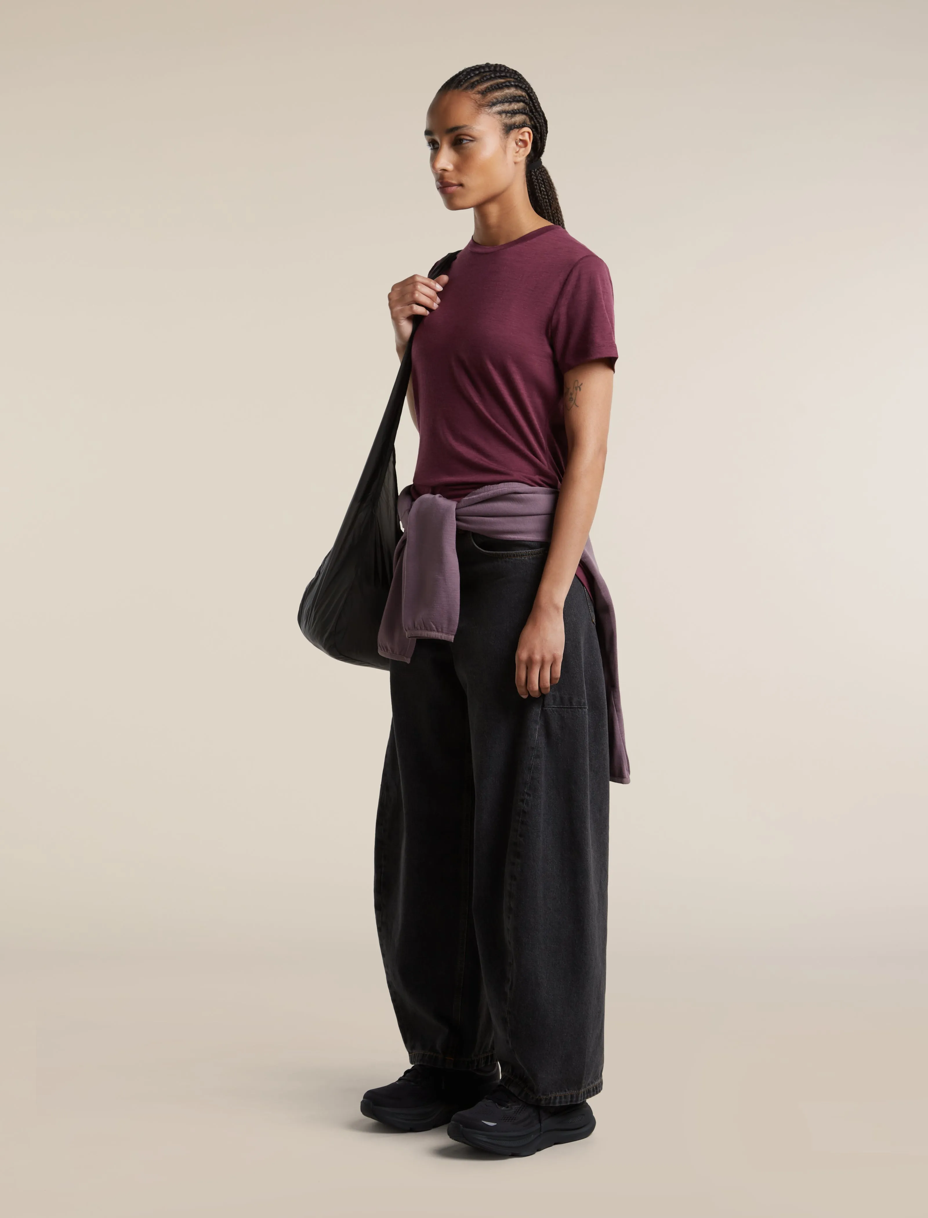 Women's Merino 150 Tech Lite Short Sleeve Tee sold by Icebreaker product image thumbnail 4