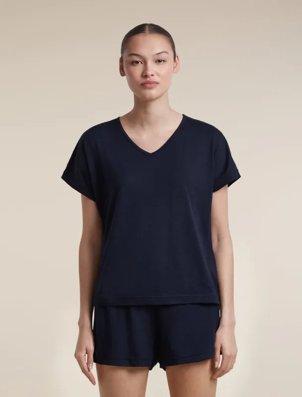 Women's Merino 150 Lodge Short Sleeve Tee made by Icebreaker
