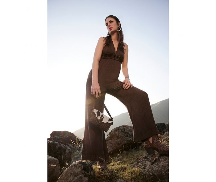 MYRA BLAZING BULL TRAIL LEATHER & HAIRON BAG sold by Bridle Path Tack Shop product image thumbnail 2