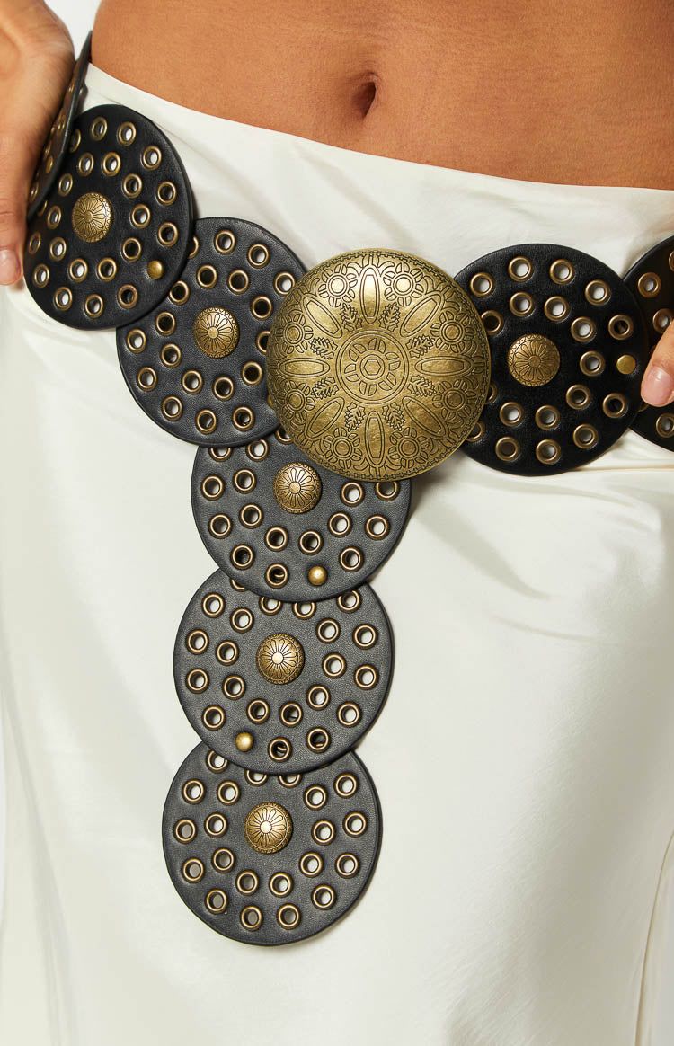 Sadie Black Disc Belt sold by Beginning Boutique product image thumbnail 2