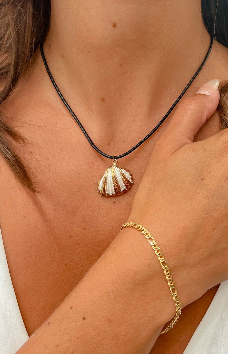 Stasi Gold Seashell Pendant Necklace sold by Beginning Boutique product image thumbnail 3