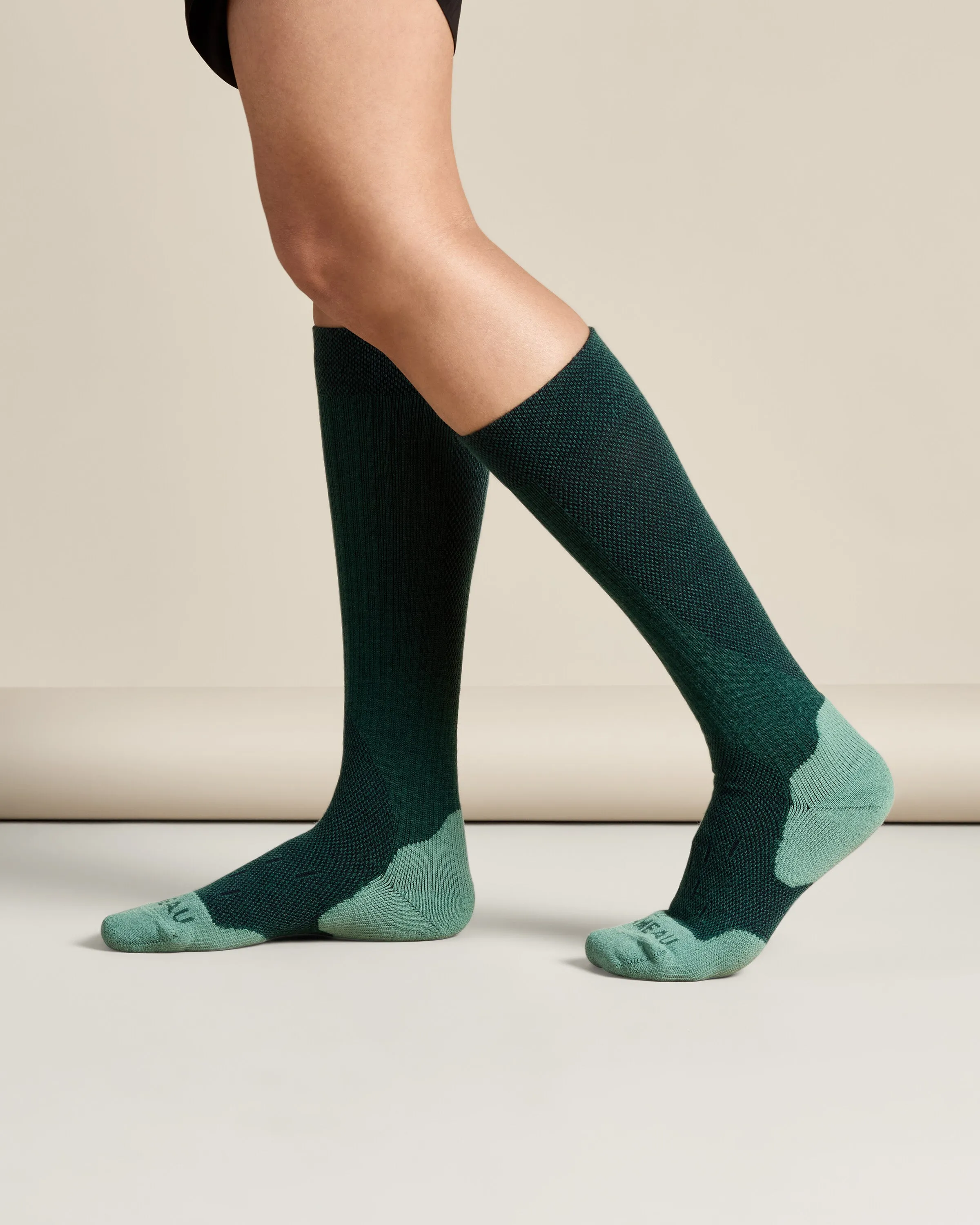 The Ultimate Socks Mid - Vert Foncé sold by Le Chameau product image thumbnail 5