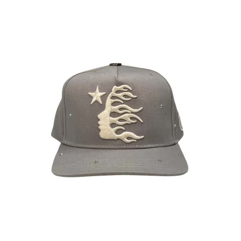 【Trapstar London 】Denim Diamante TS Star Trucker キャップ Trapstar London 】Denim Diamante TS Star Trucker キャップ
