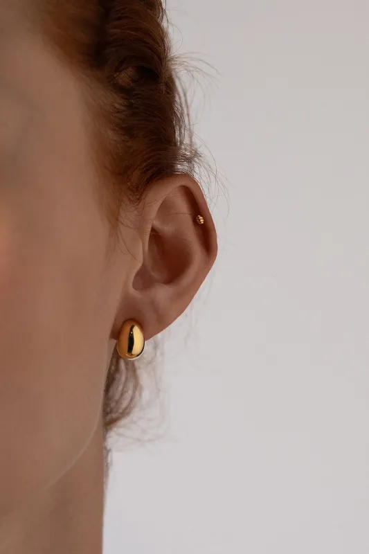 Scoop Hoops, Gold Vermeil made by Naomi Murrell