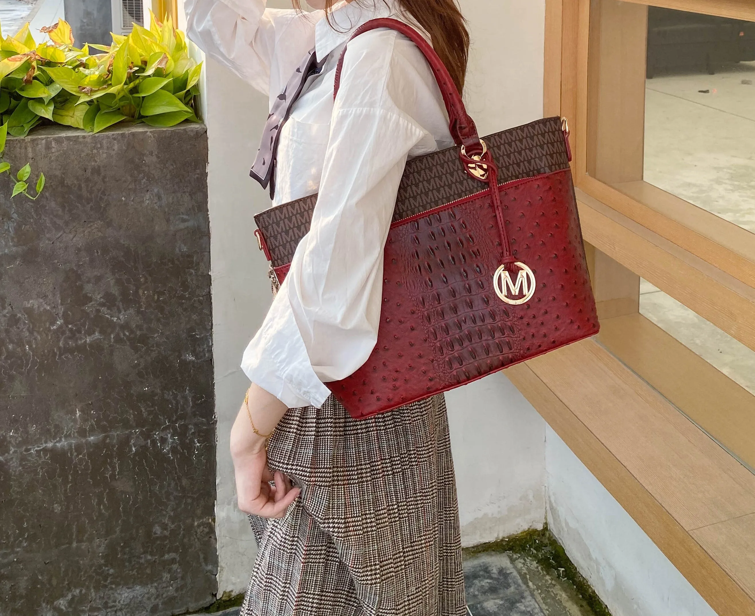 Shonda Signature Tote Bag and Set by MKF Collection by Mia K. sold by Deluxxie product image thumbnail 3
