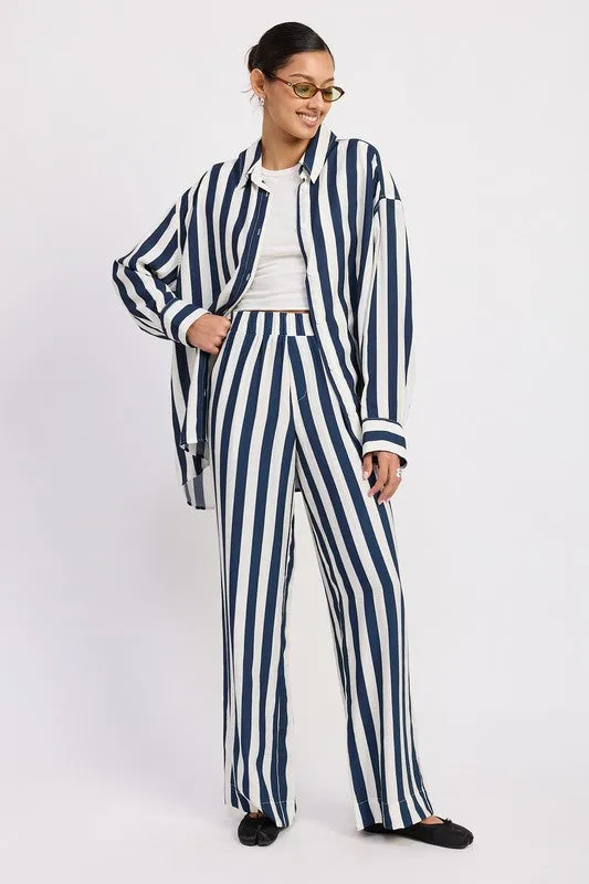 RELAXED FIT VERTICAL STRIPE BUTTON UP SHIRT sold by Deluxxie product image thumbnail 4