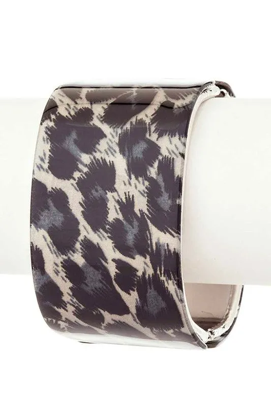 Glitter Effect Iconic Hinged Bangle sold by Deluxxie product image thumbnail 4
