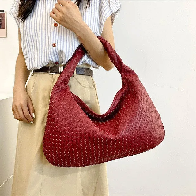 LuxeFlow Bag sold by Deluxxie product image thumbnail 4