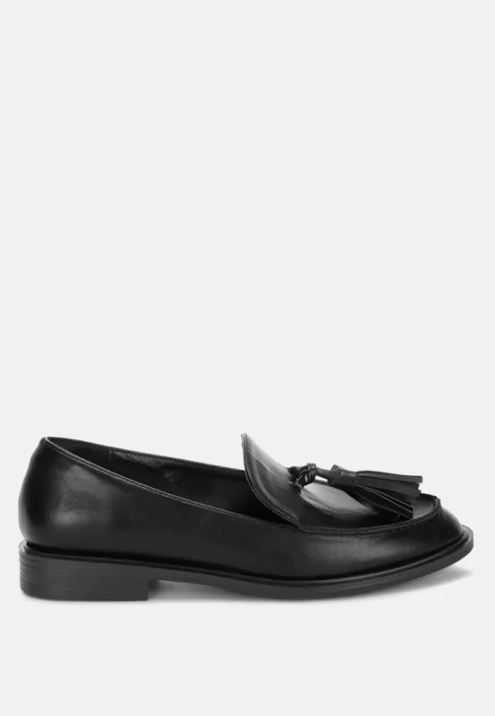 Atilia Tassel Detail Loafers made by Deluxxie