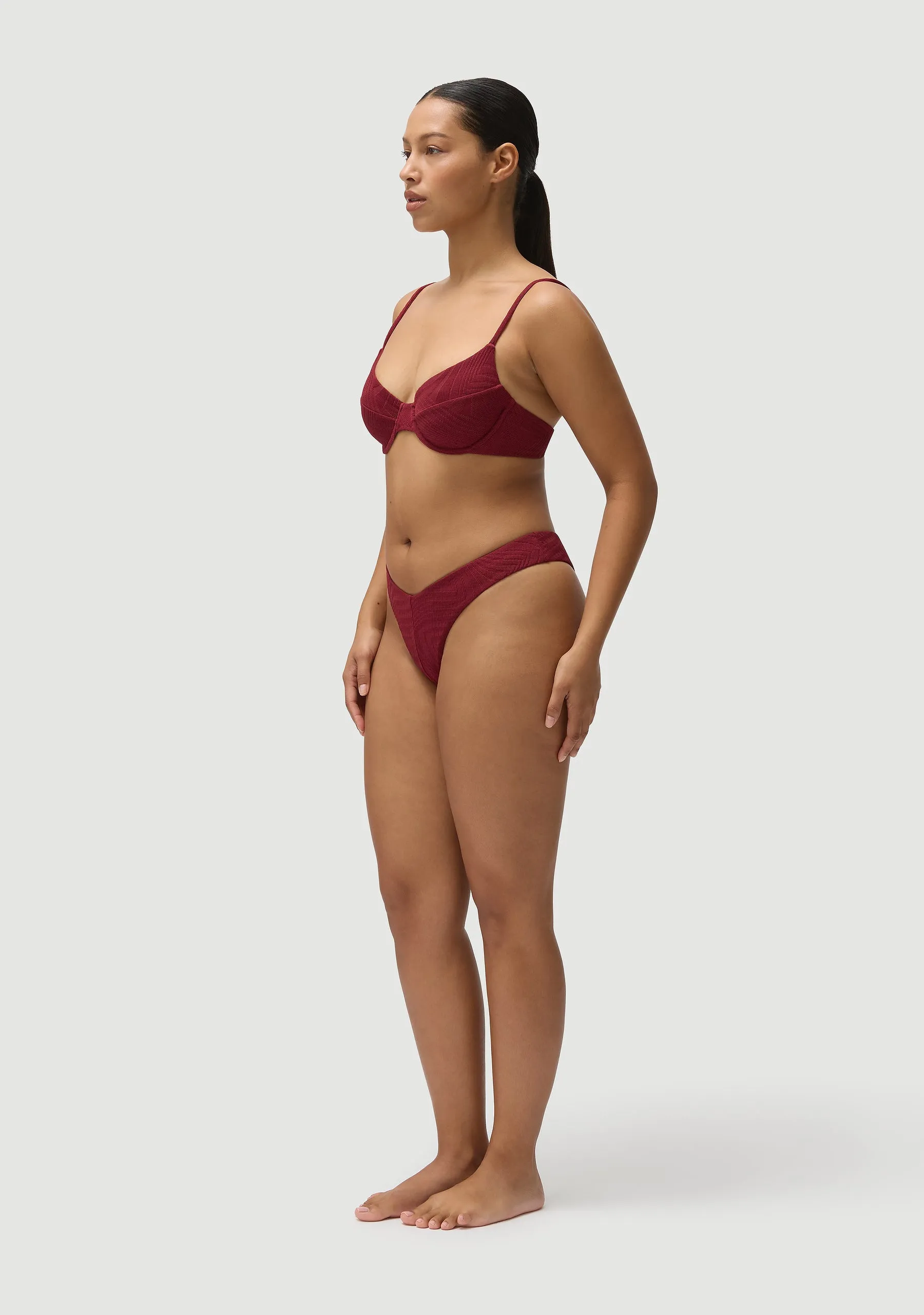 Chad Bottom | Pomegranate sold by Fella product image thumbnail 3