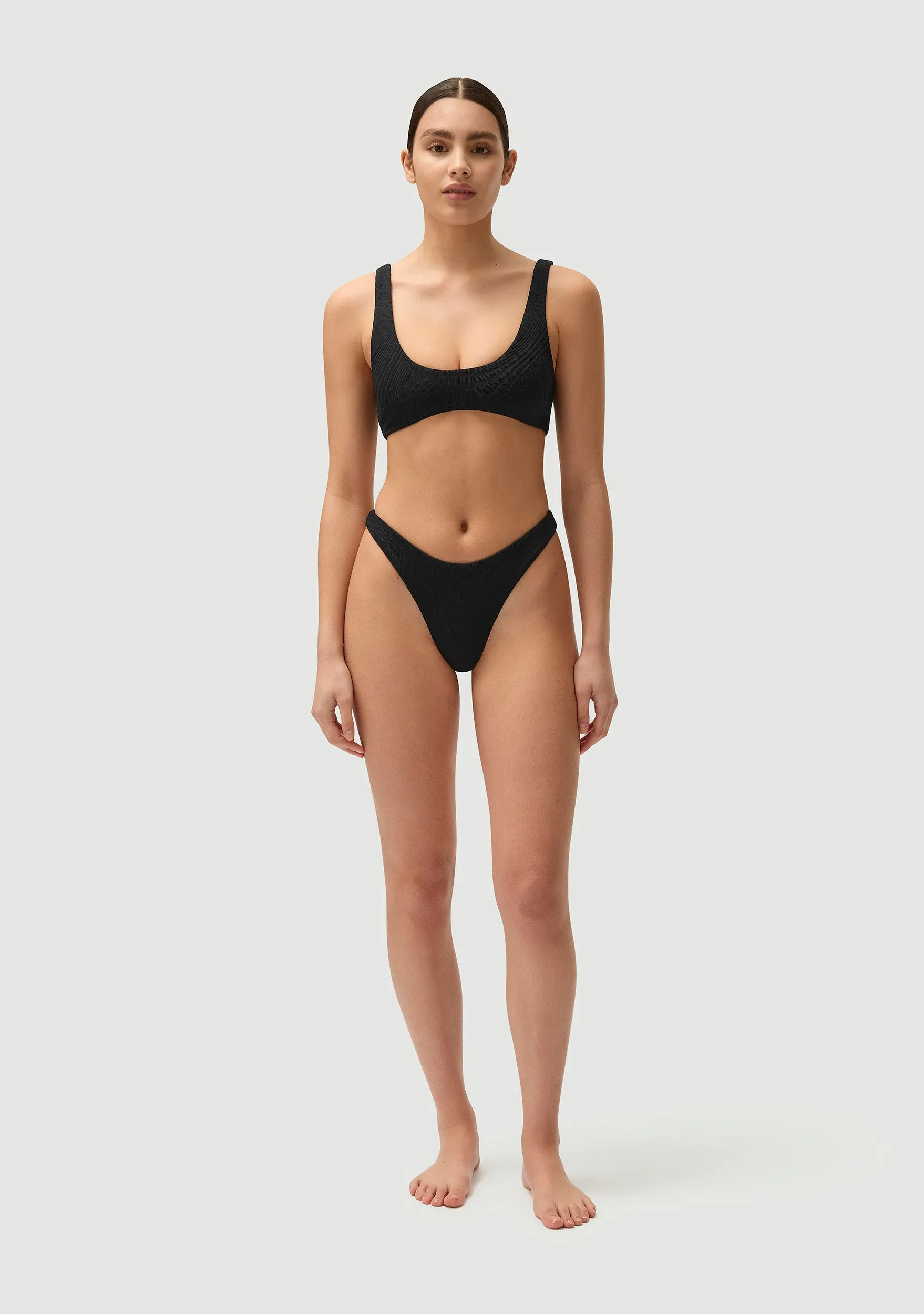 Donald Top | Noir sold by Fella product image thumbnail 2