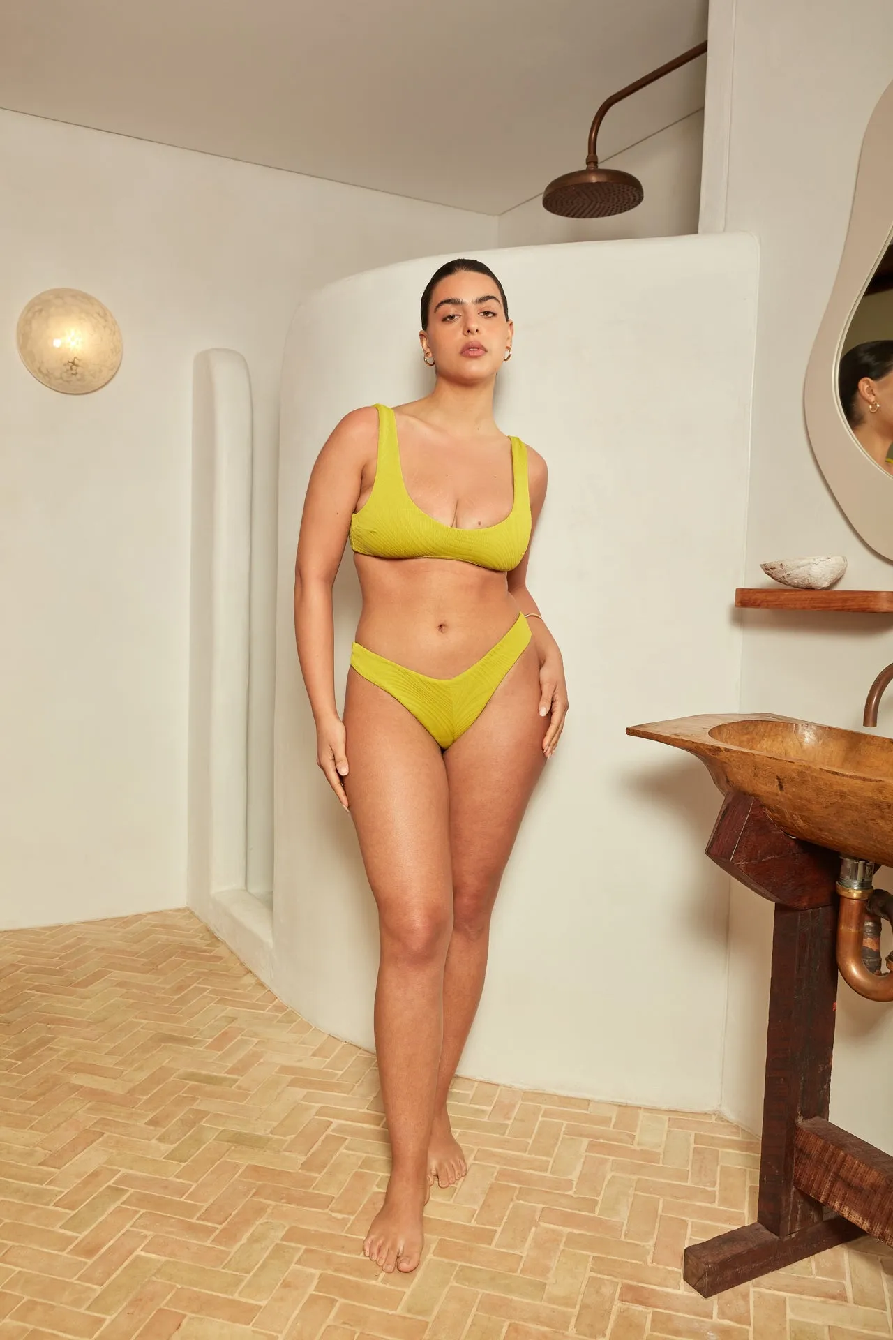 Chad Bottom | Kiwi sold by Fella product image thumbnail 2