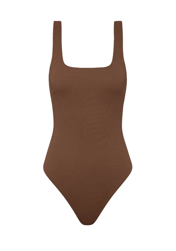 Harvey Full Piece | Pinecone sold by Fella