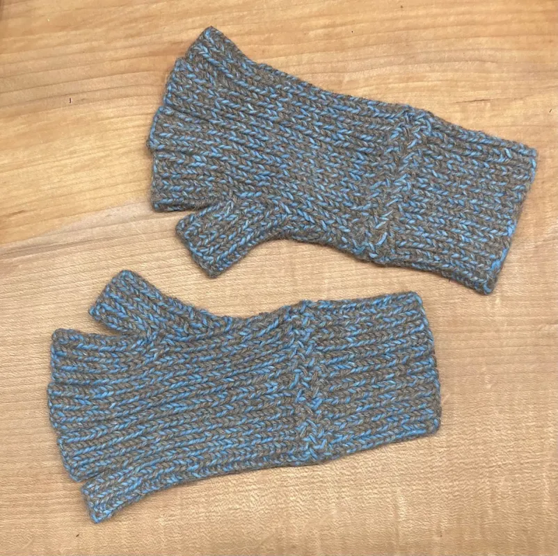 SLY GLOVE brown/medium indigo made by Indi and Ash