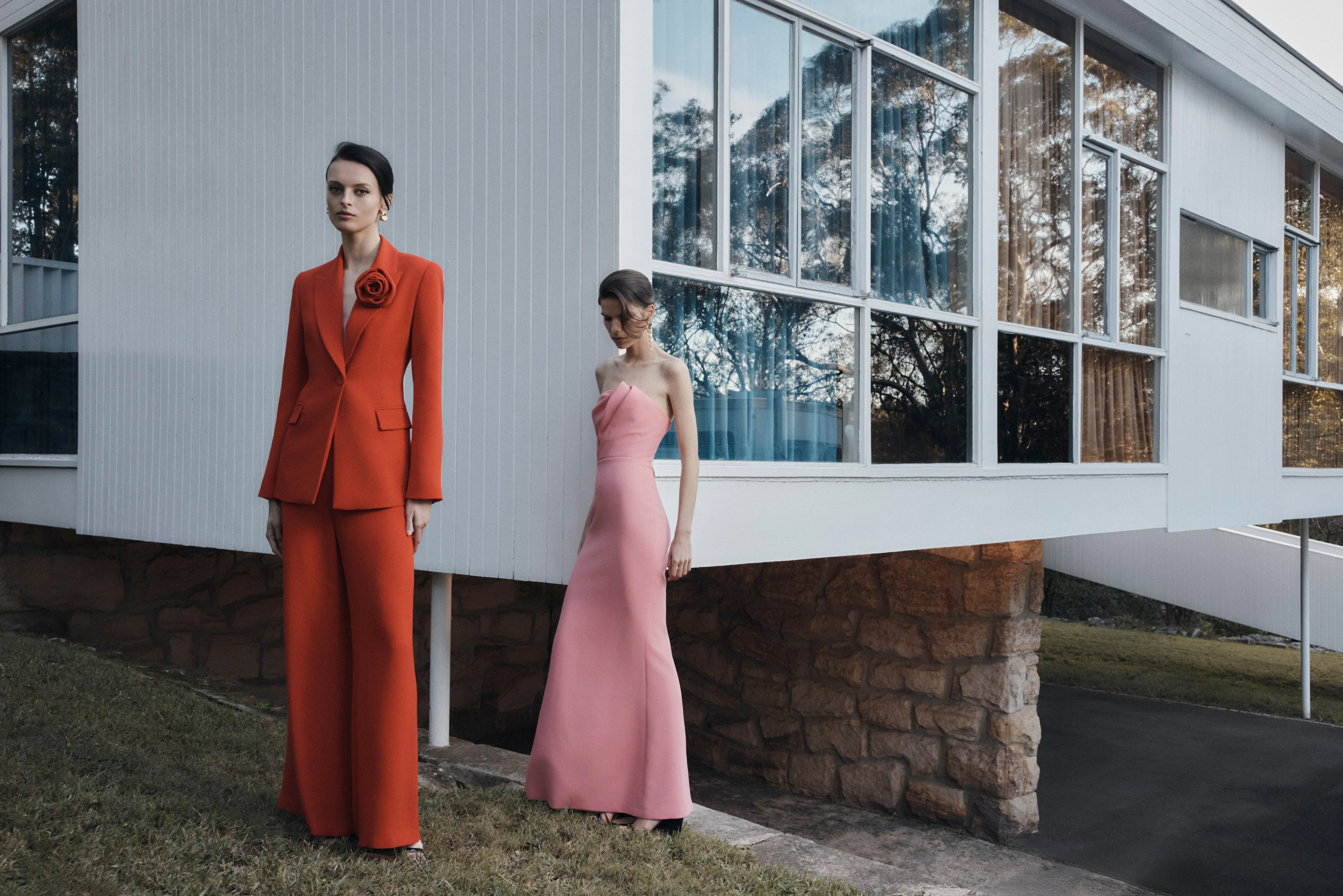 ROSE PINK CREPE SCULPTURAL GOWN sold by Carla Zampatti product image thumbnail 5